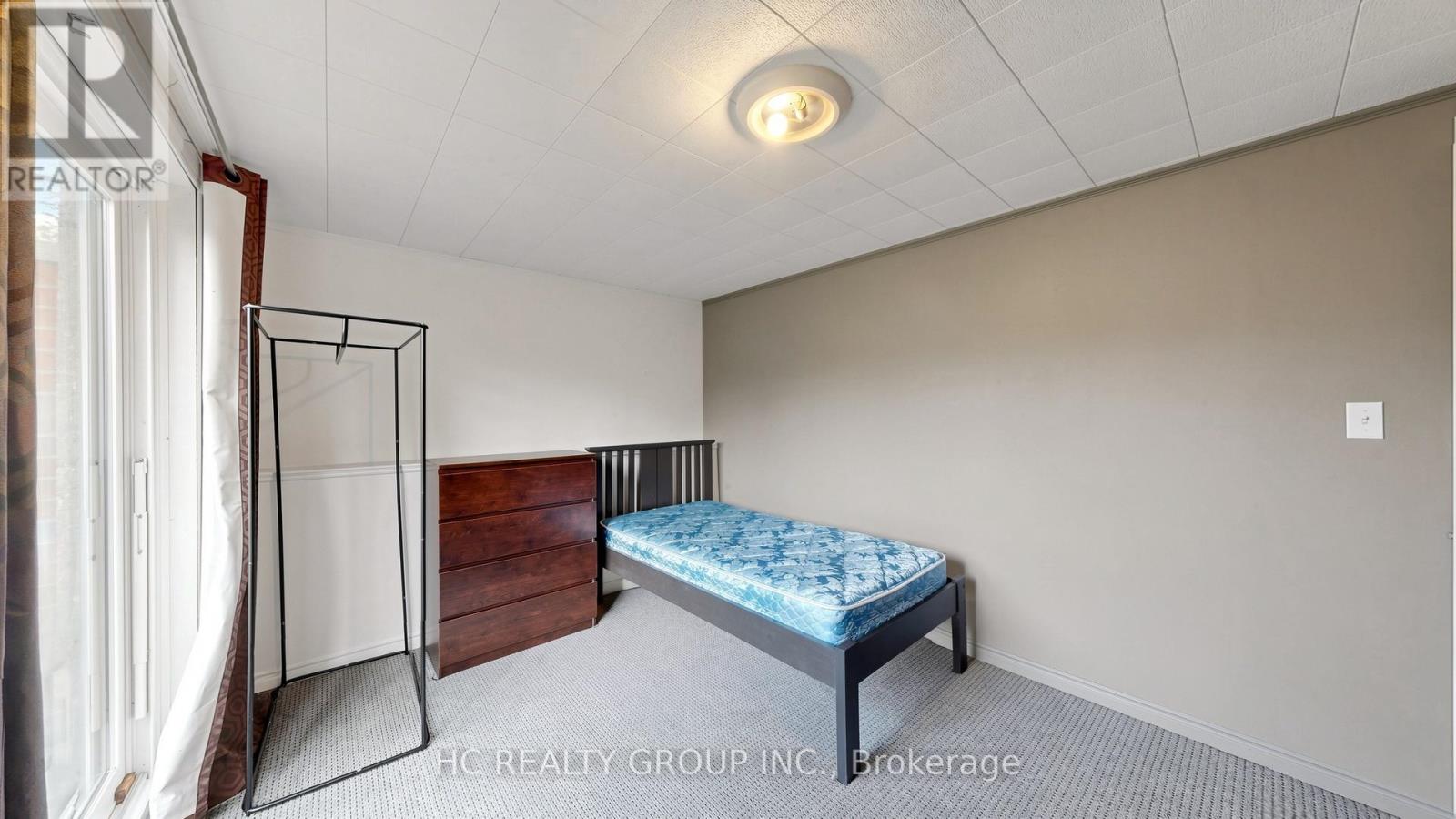#1 433 KEATS WAY - 35