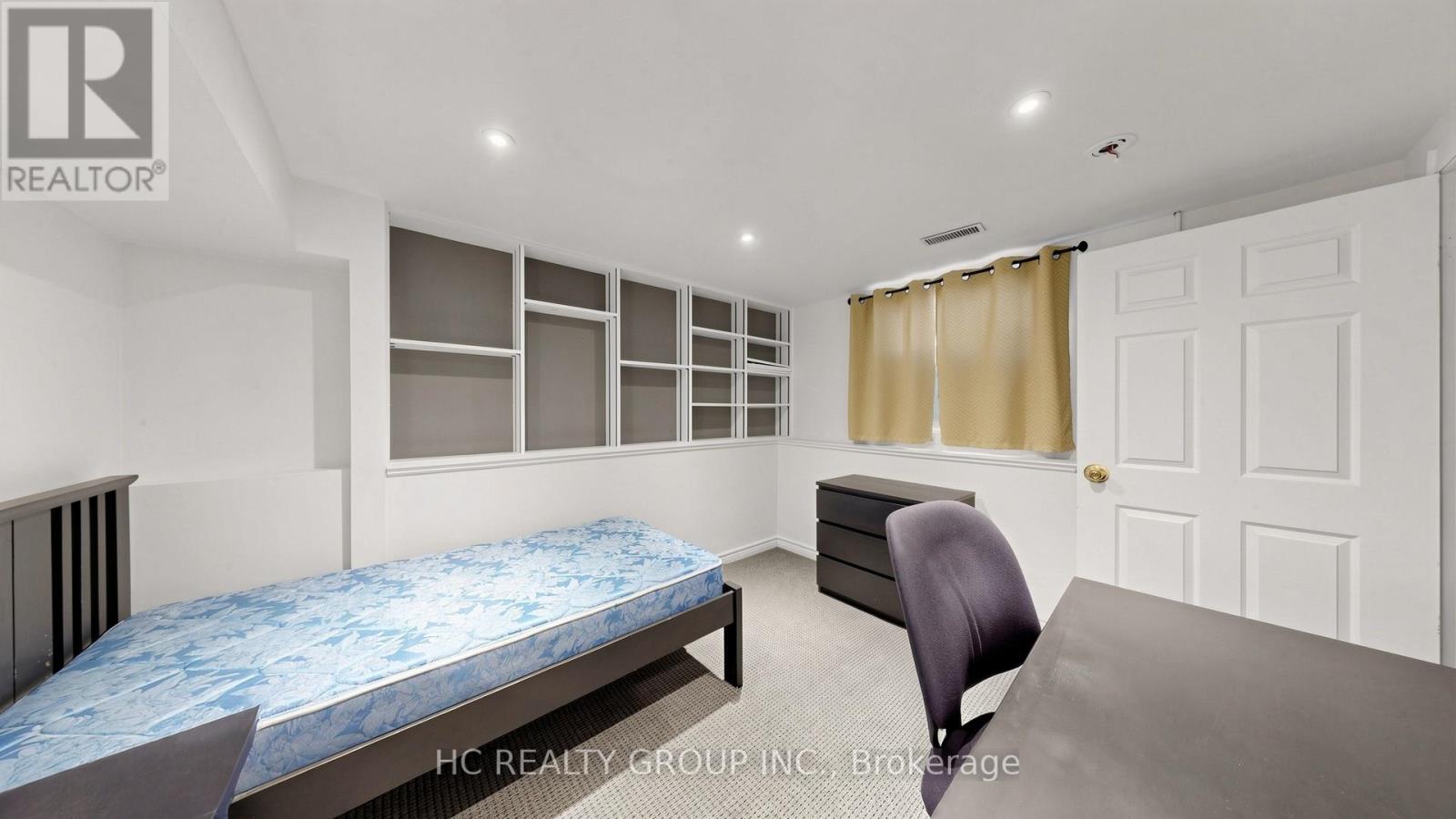 #1 433 KEATS WAY - 41