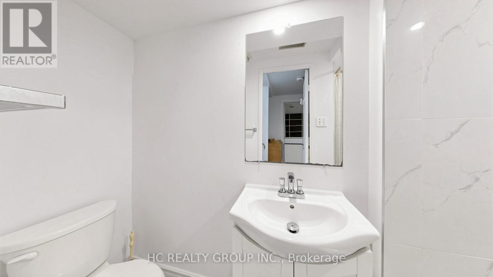 #1 433 KEATS WAY - 42