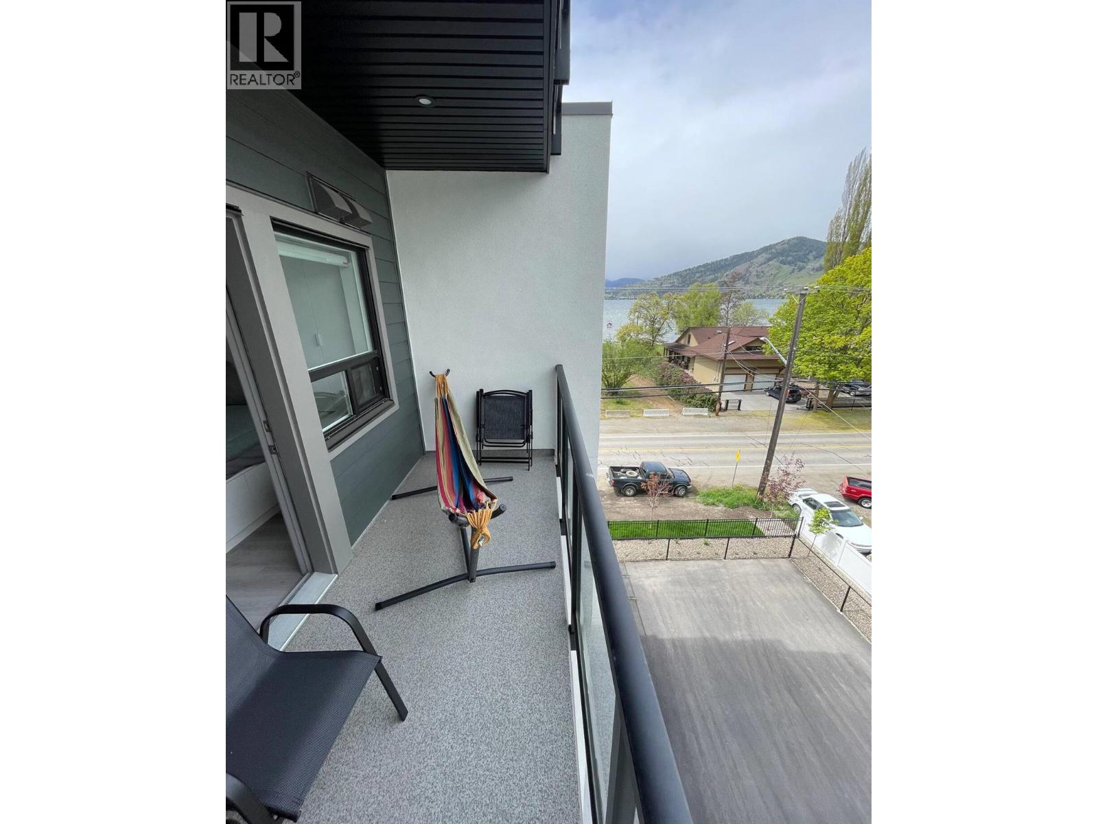 #406 2555 Lakeshore Road - 8