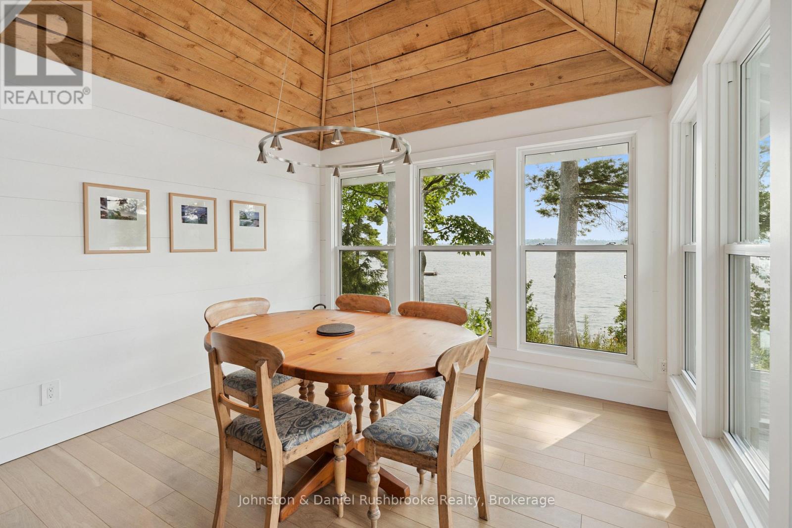 18 ISLAND 340 (MARIE ISLAND) - 9