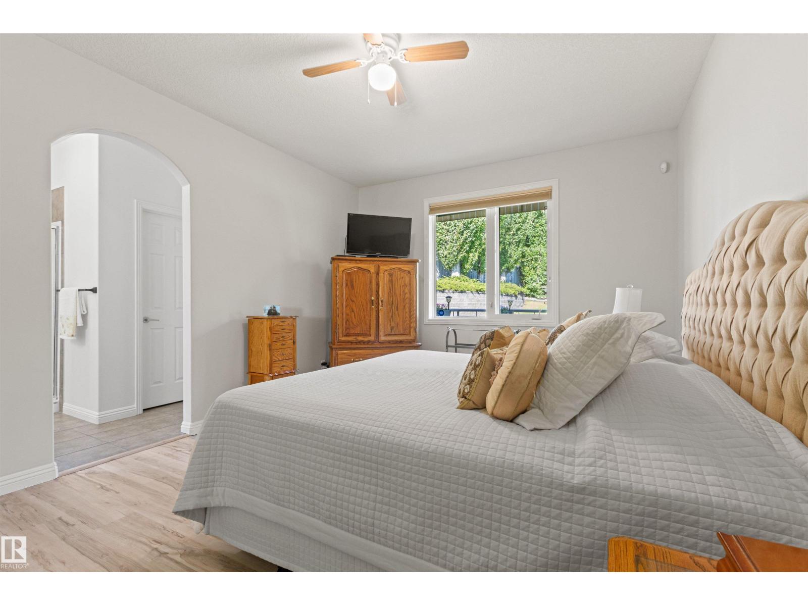 #16 50 OAKRIDGE DR — photo 31