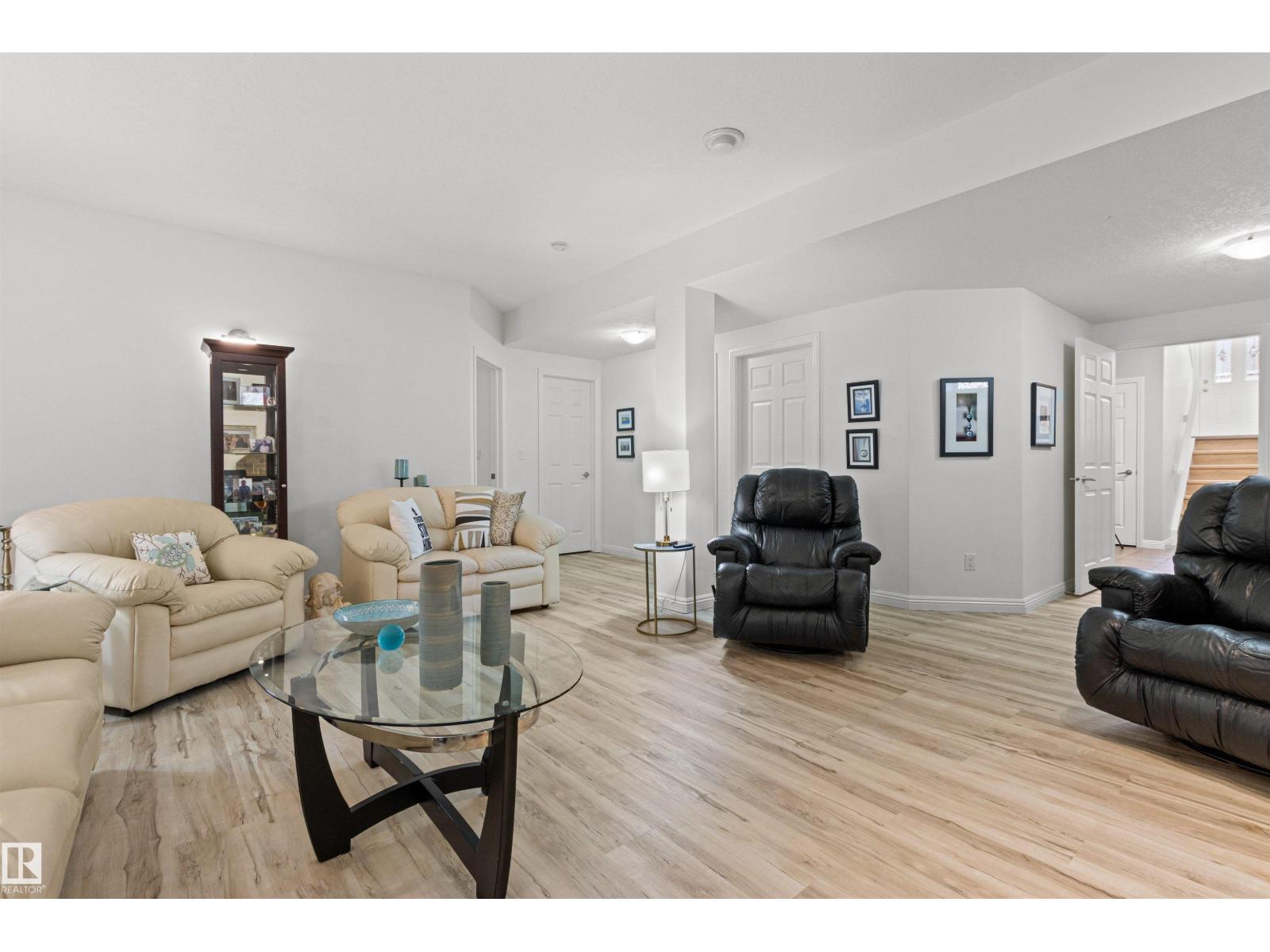 #16 50 OAKRIDGE DR — photo 45