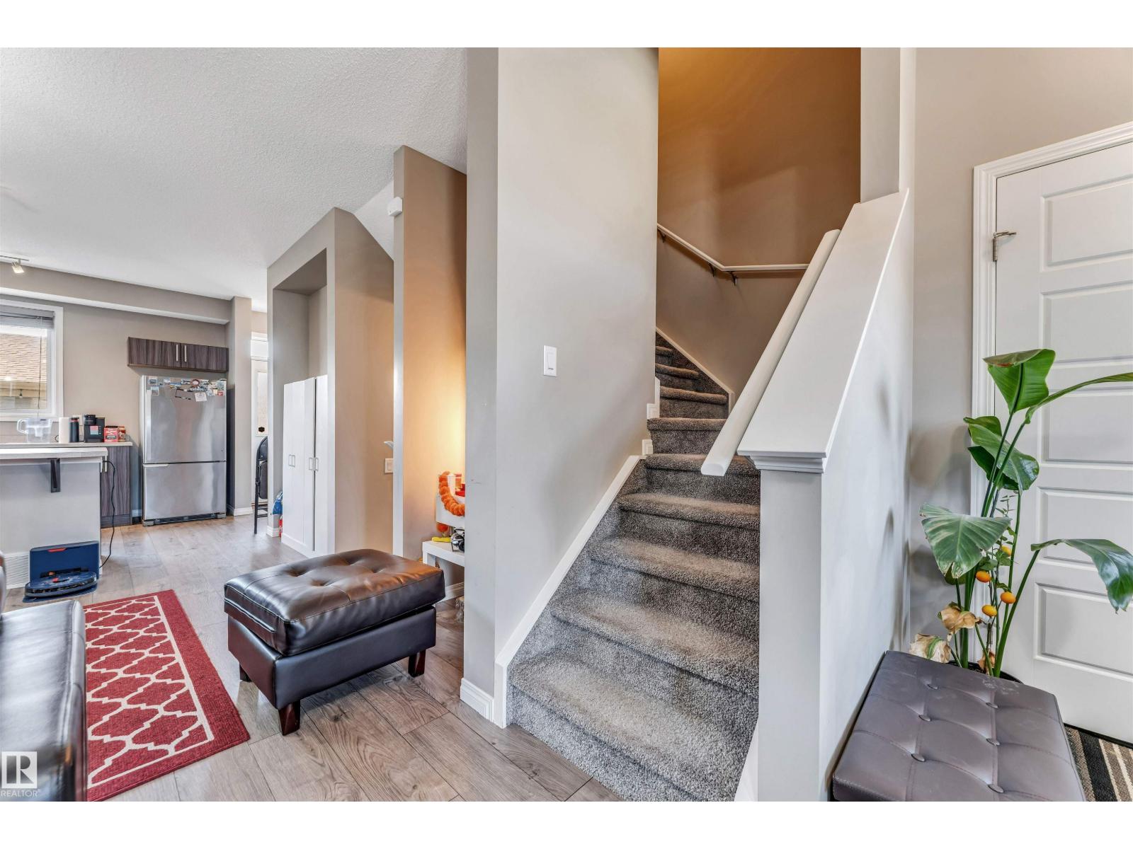 8041 CHAPPELLE WY SW, Edmonton