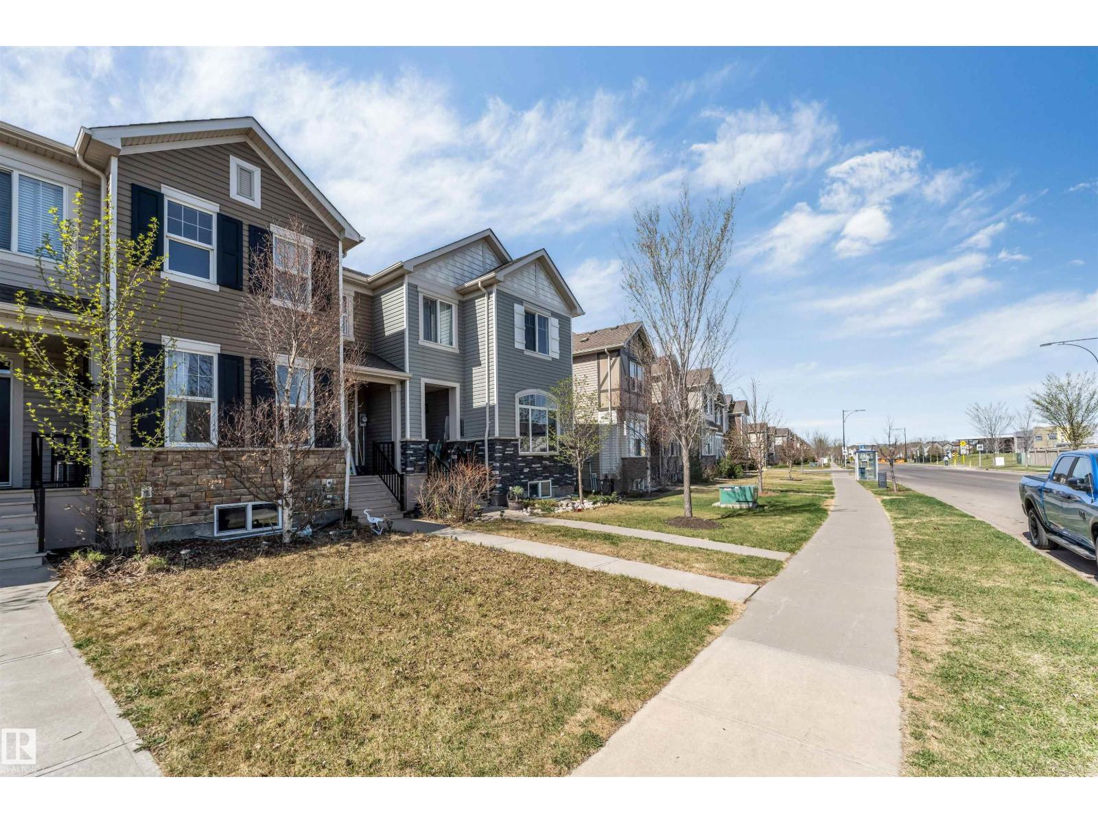 8041 CHAPPELLE WY SW, Edmonton