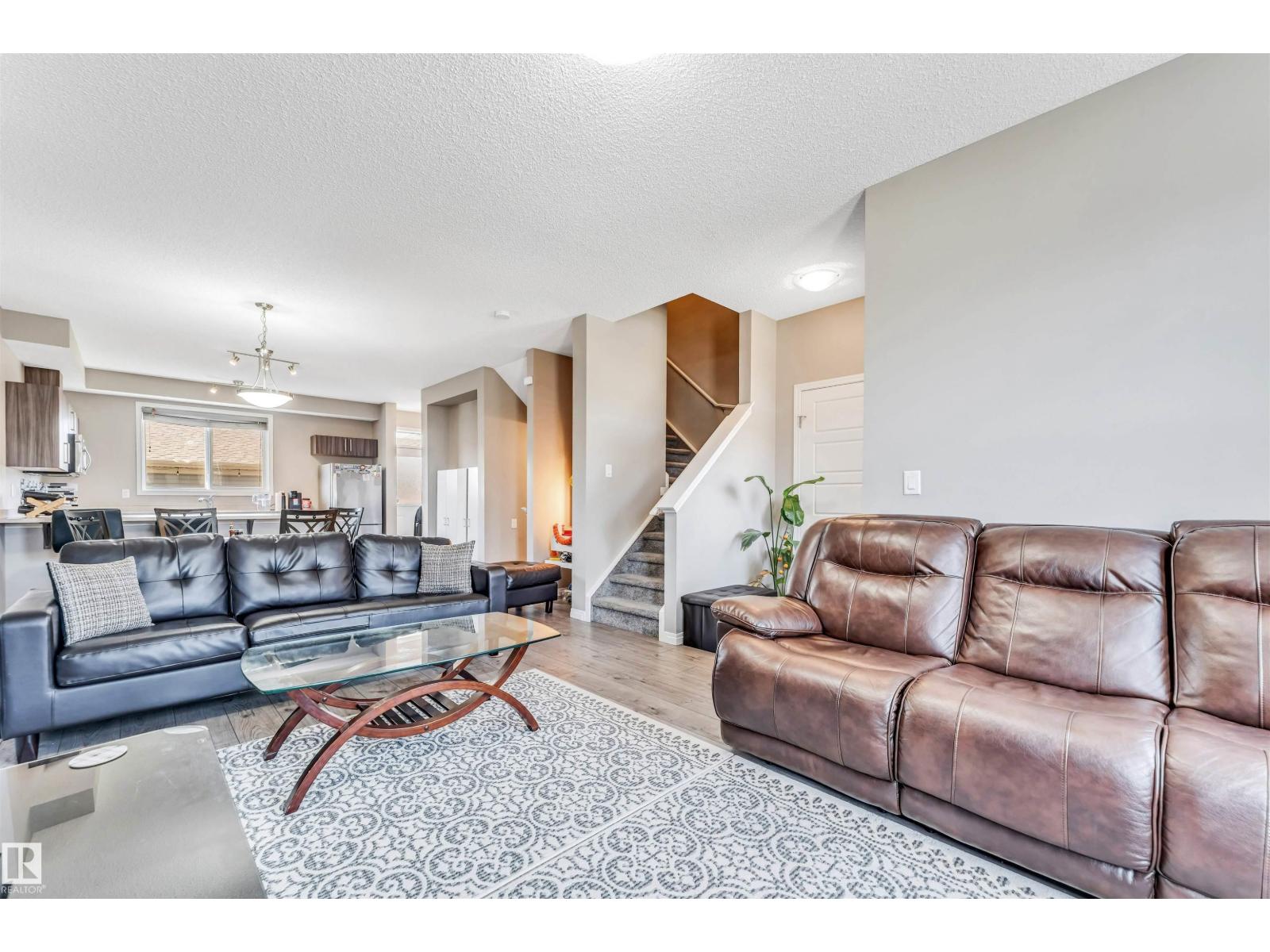 8041 CHAPPELLE WY SW, Edmonton