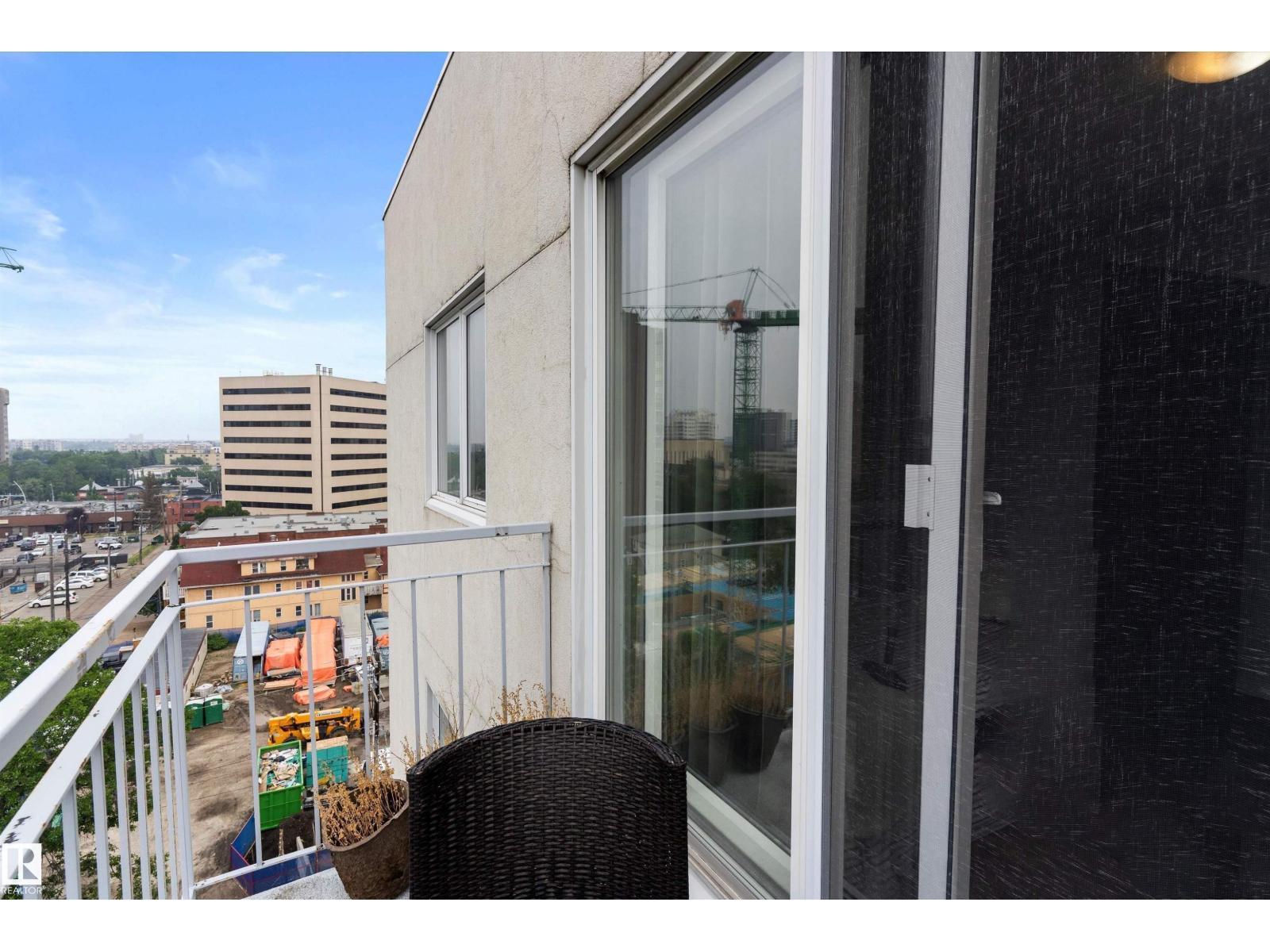 #905 9940 112 ST NW, Edmonton