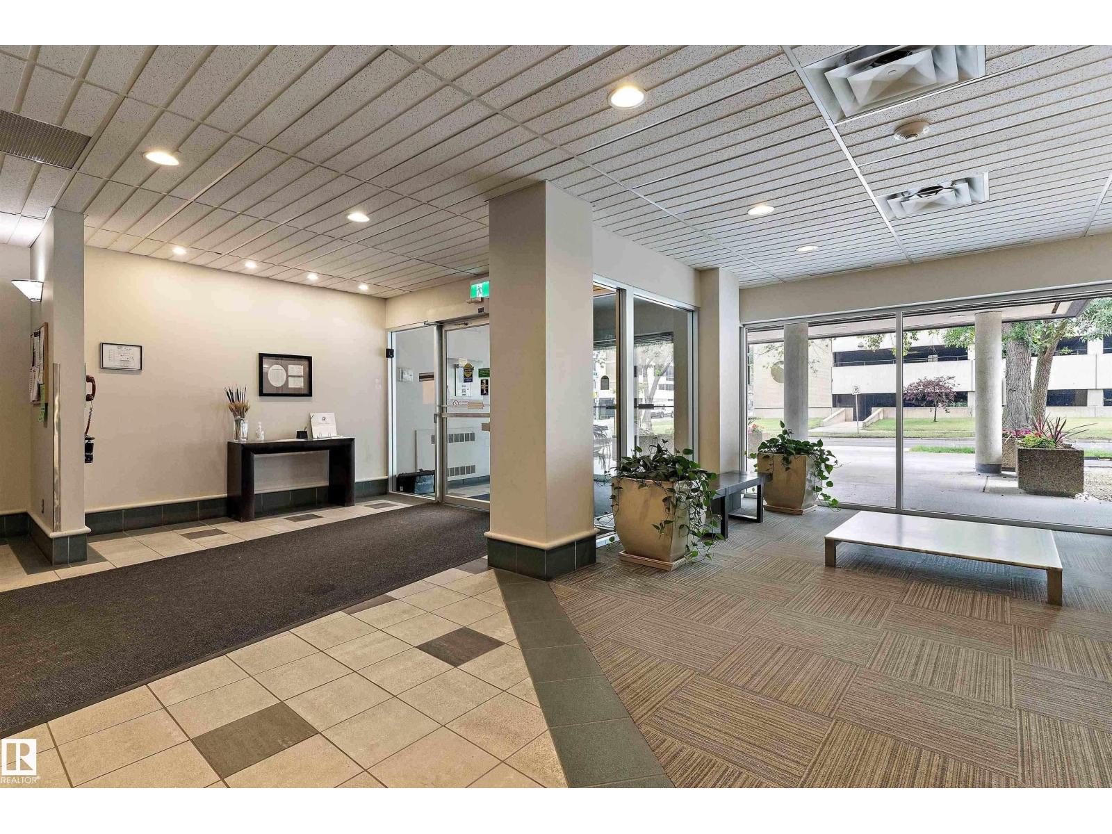 #905 9940 112 ST NW - 20