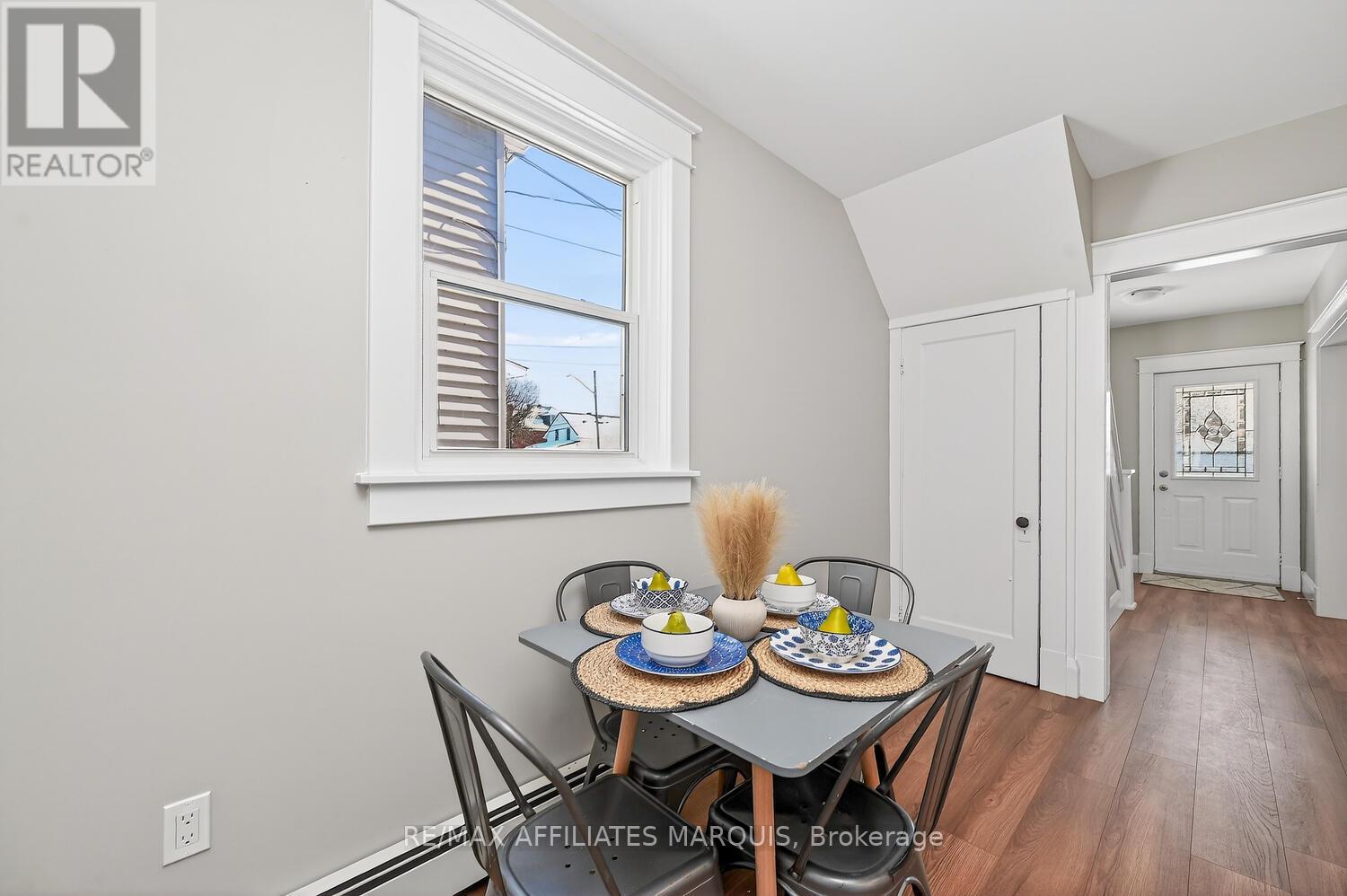 58 WILLIAM STREET W - 16