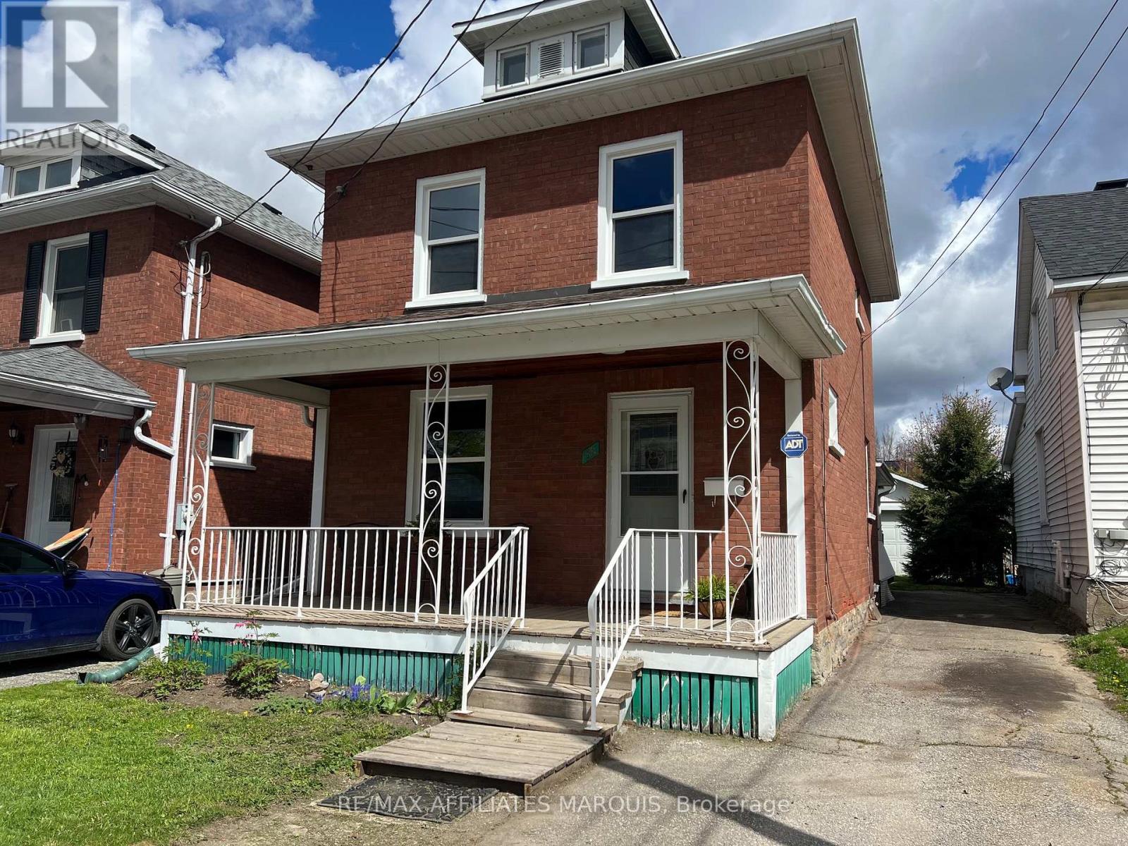 58 WILLIAM STREET W - 2