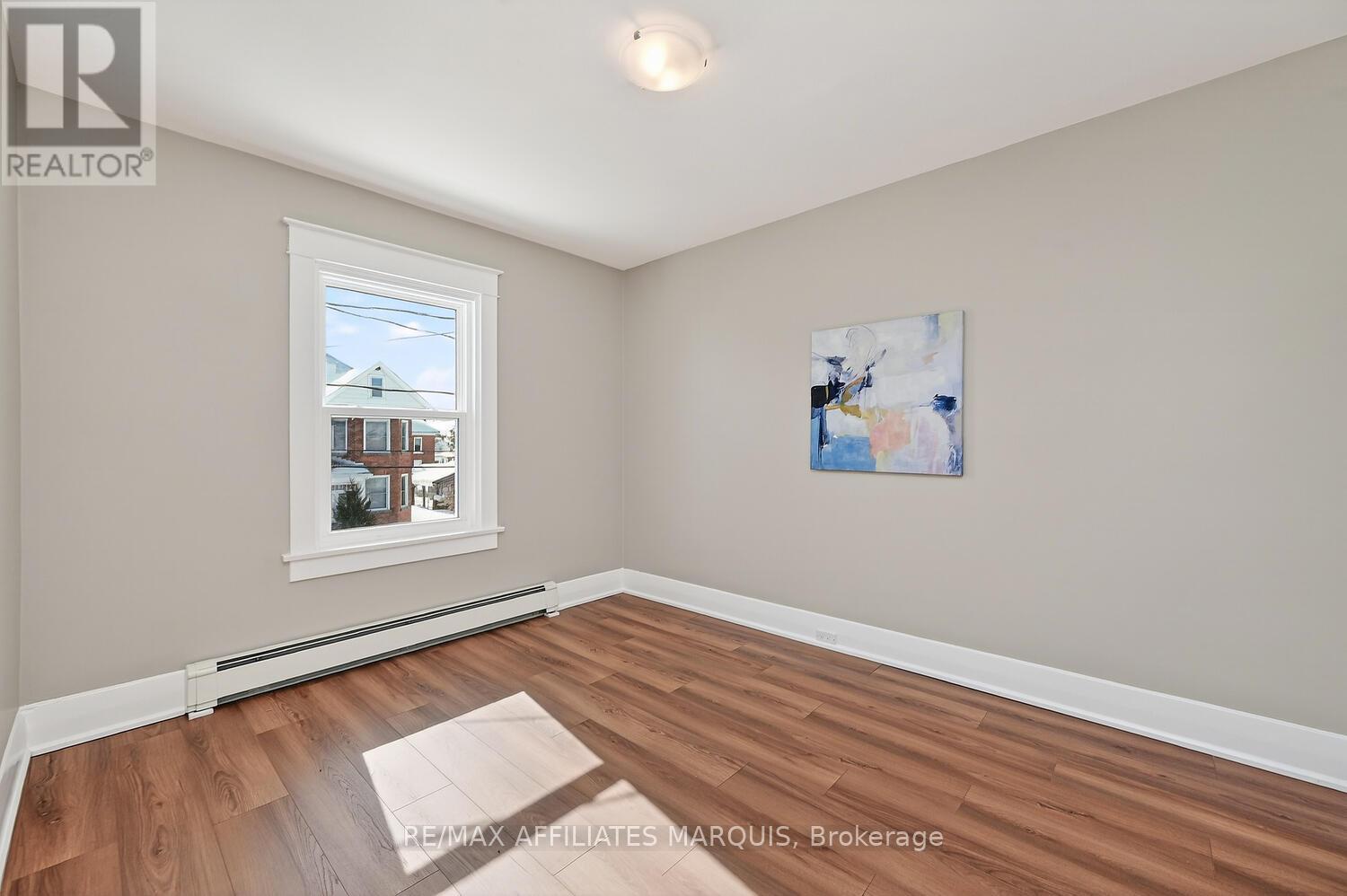 58 WILLIAM STREET W - 24