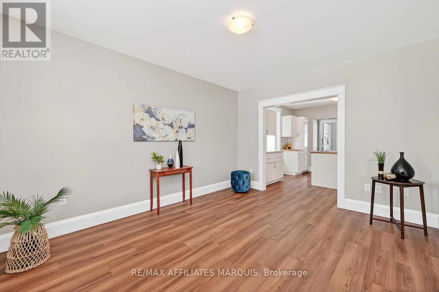 58 WILLIAM STREET W - 5