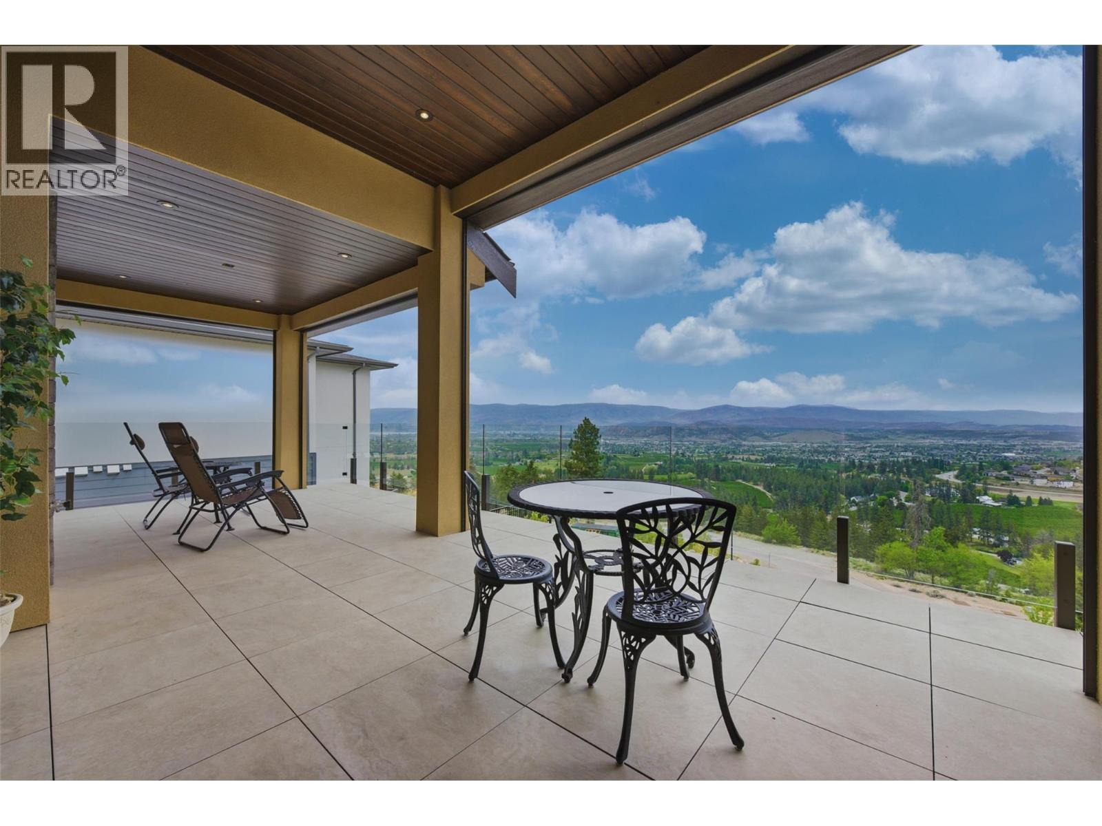 2200 Cortina Drive - 16