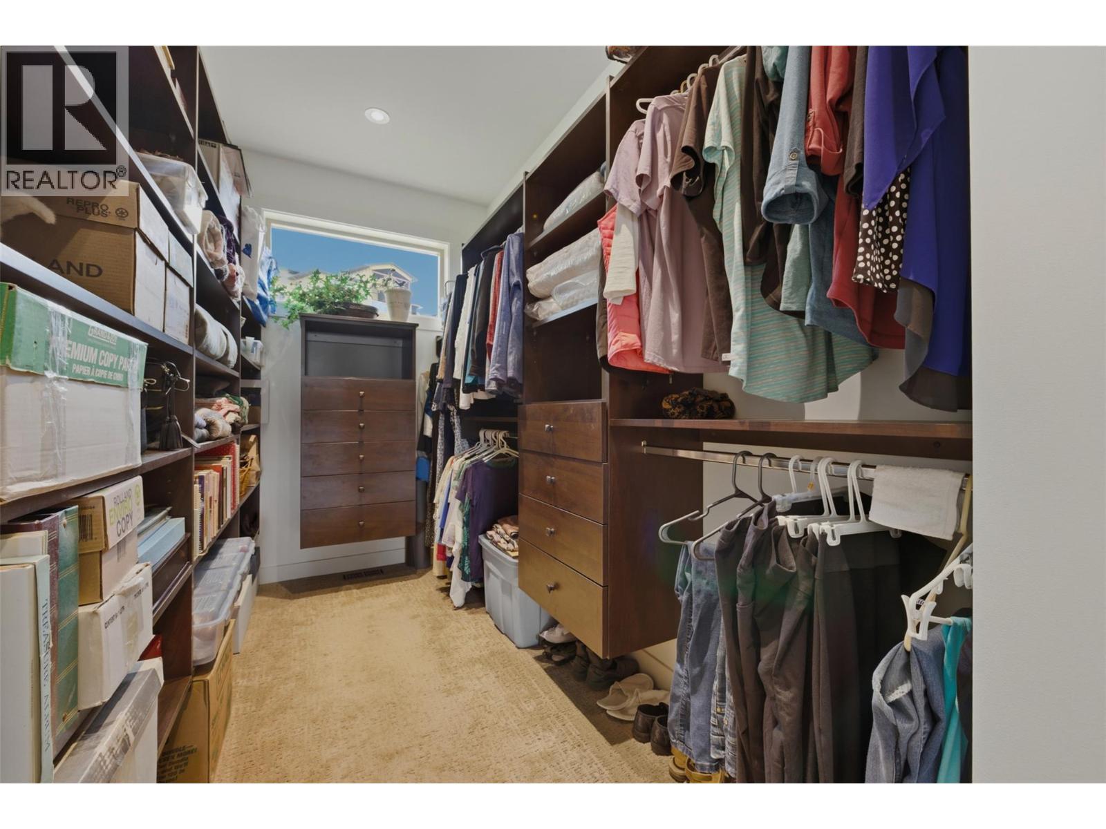 2200 Cortina Drive - 28