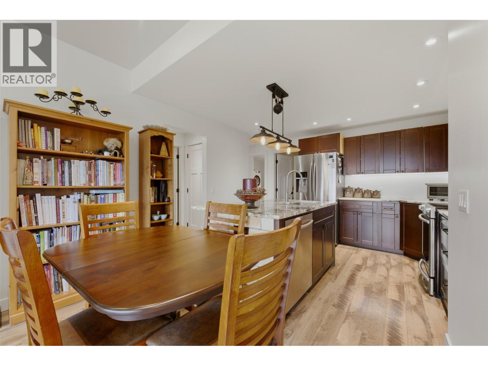 2200 Cortina Drive, Kelowna