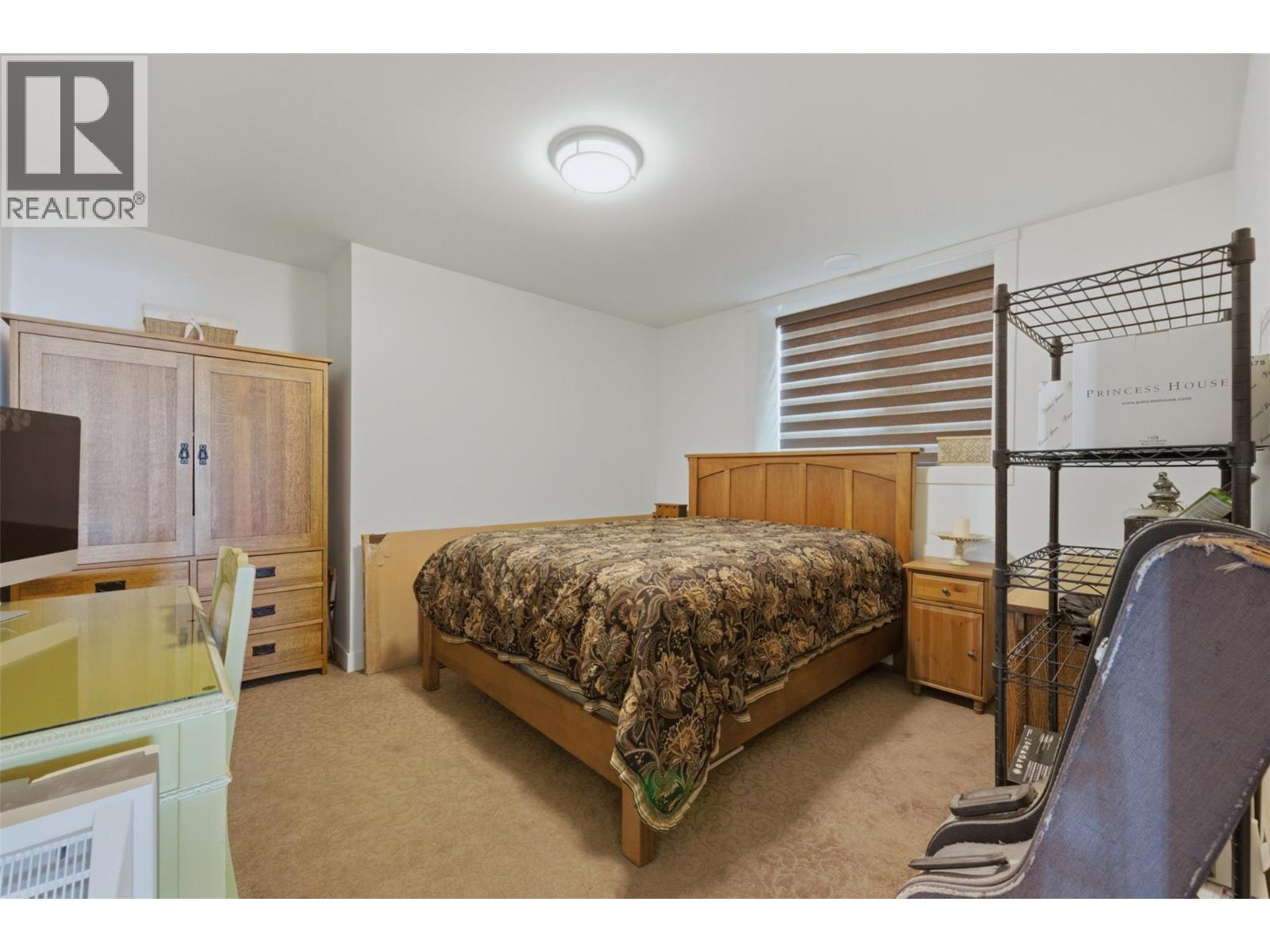 2200 Cortina Drive, Kelowna