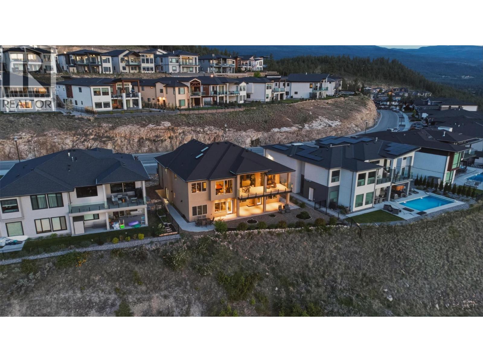 2200 Cortina Drive - 61