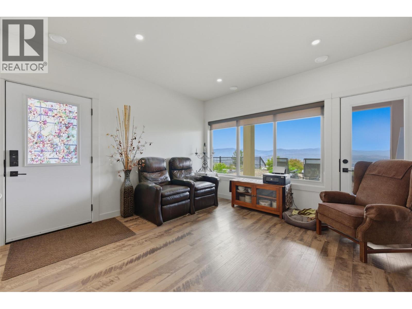 2200 Cortina Drive - 51