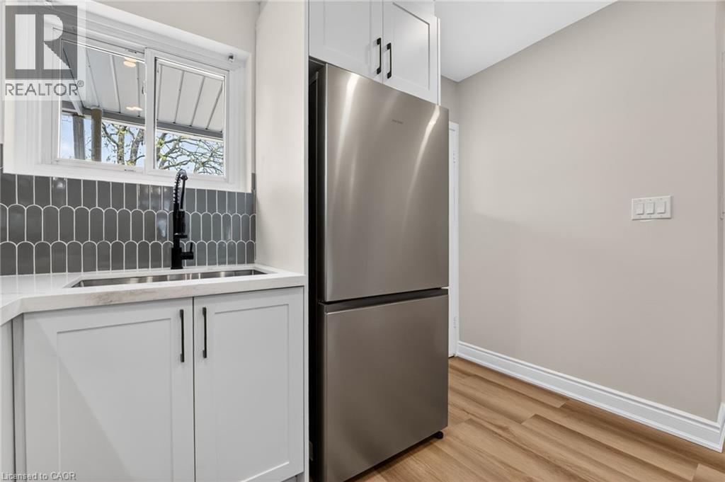 83 BEECHWOOD Avenue, Hamilton, Ontario, L8L2S7 — Photo 2
