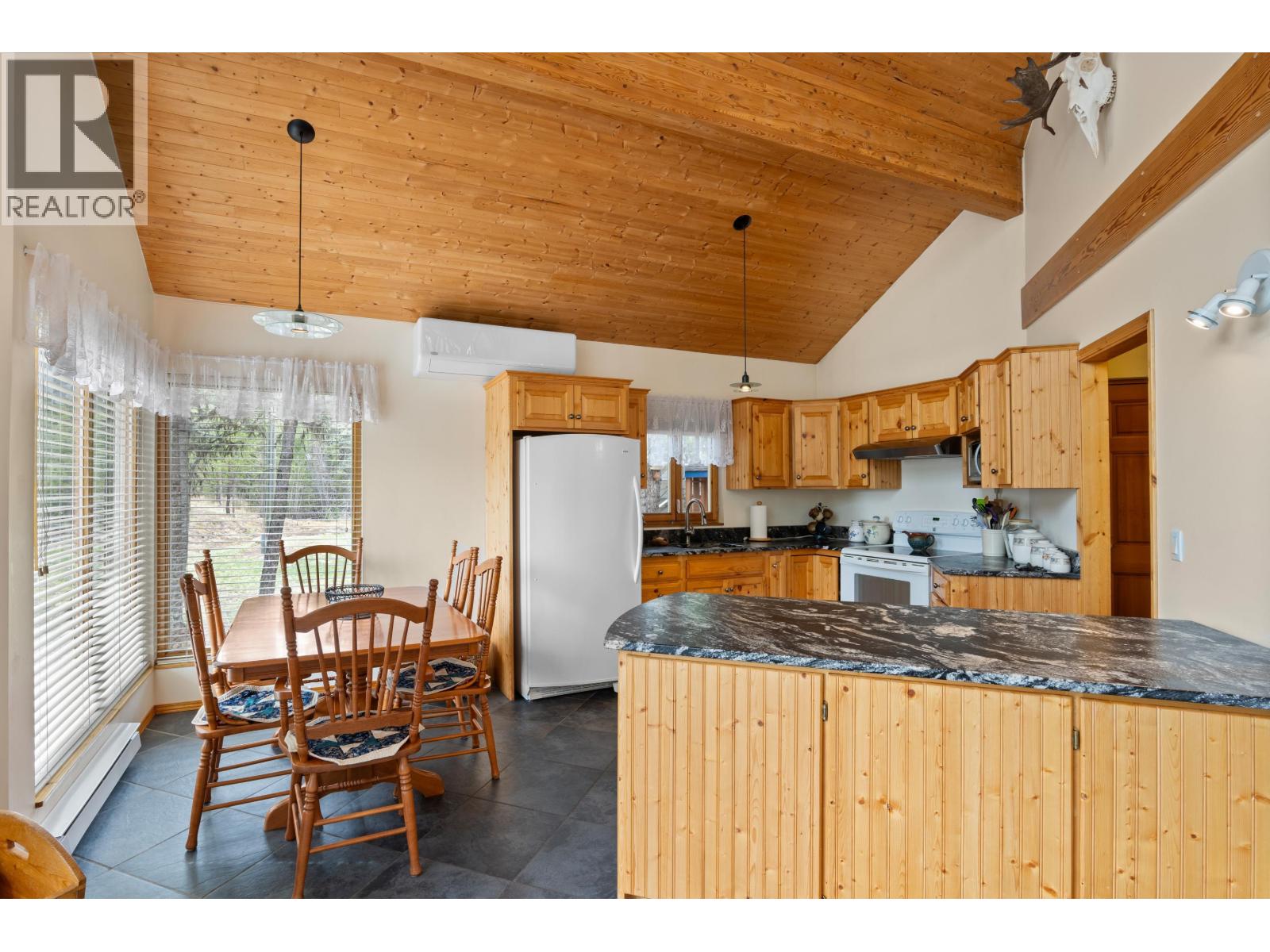 7815 BELL ROAD - 7