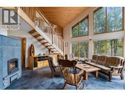 7815 Bell Road, Bridge Lake, BC V0K1X2 Photo 10