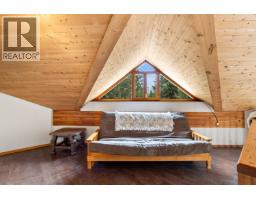 7815 Bell Road, Bridge Lake, BC V0K1X2 Photo 11