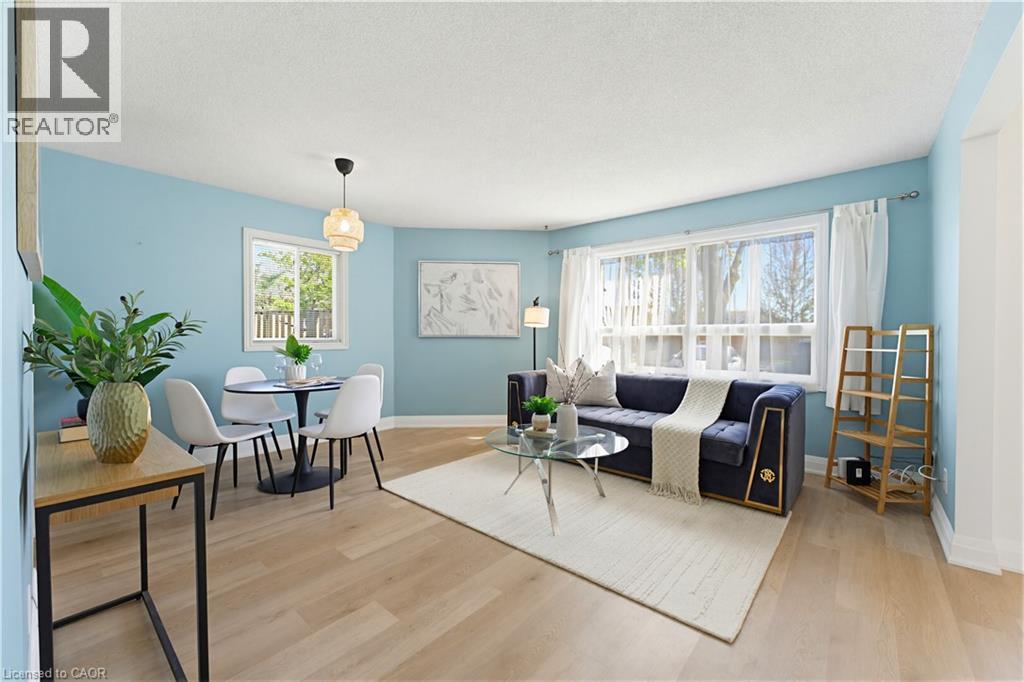 30 HUGO Crescent Unit# 110, Kitchener, Ontario, N2M3Z2 — Photo 6