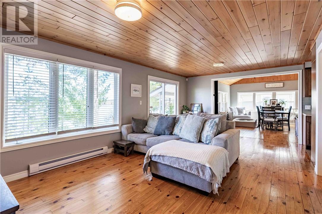 48 Belle Bay, Nairn Centre, Ontario, P0M2L0 — Photo 2