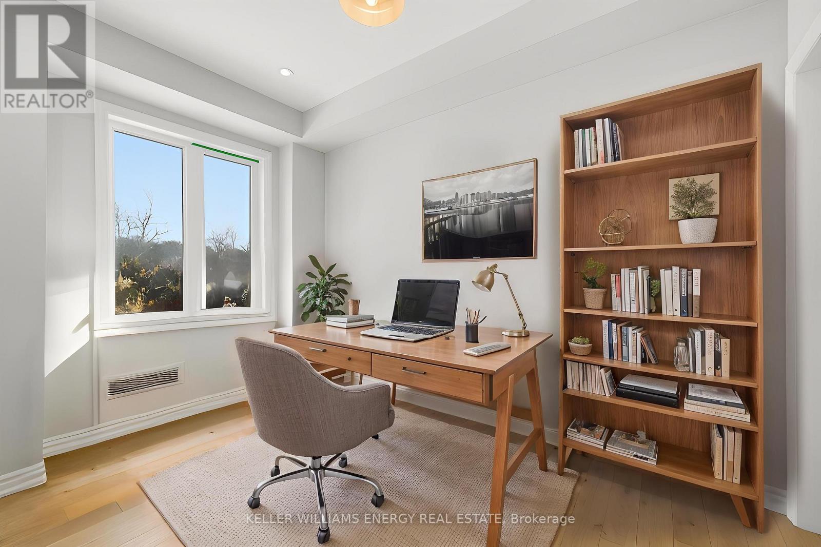 44 PRIORY DRIVE - 18