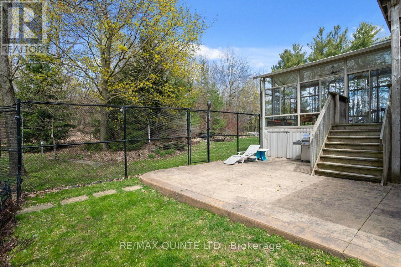 2 TREEVIEW AVENUE - 42