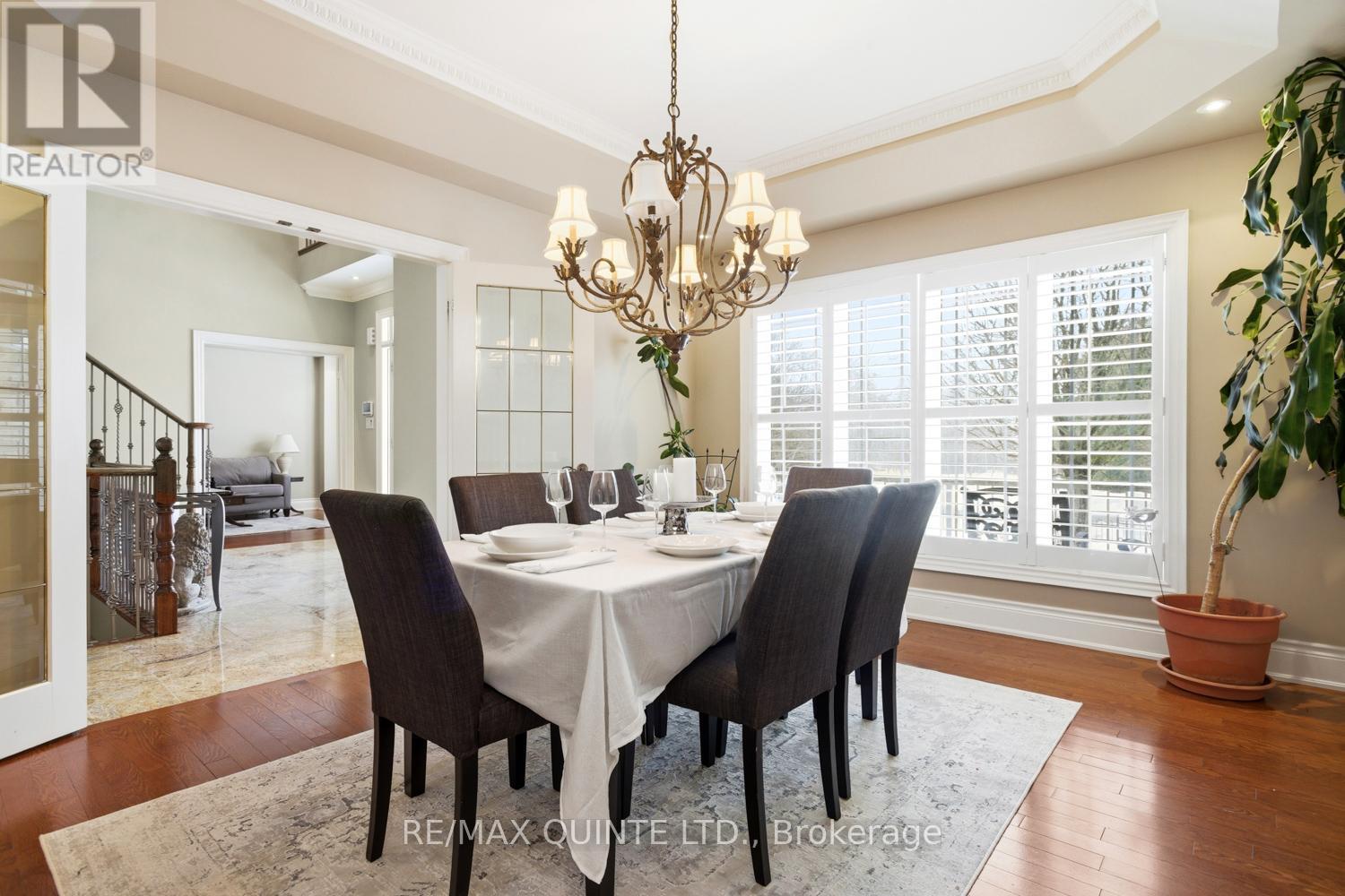 2 TREEVIEW AVENUE - 6