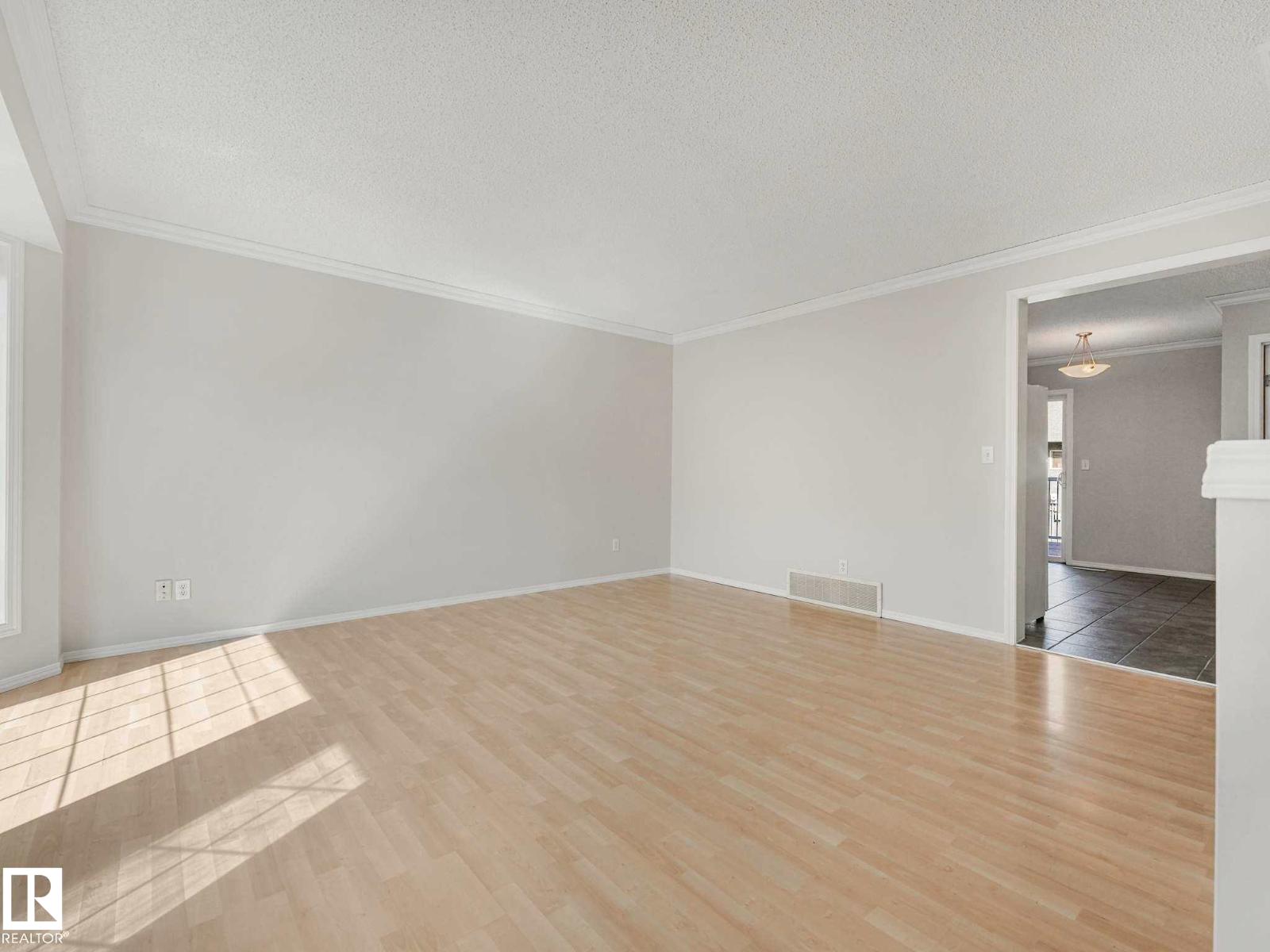 #17 15128 22 ST NW, Edmonton