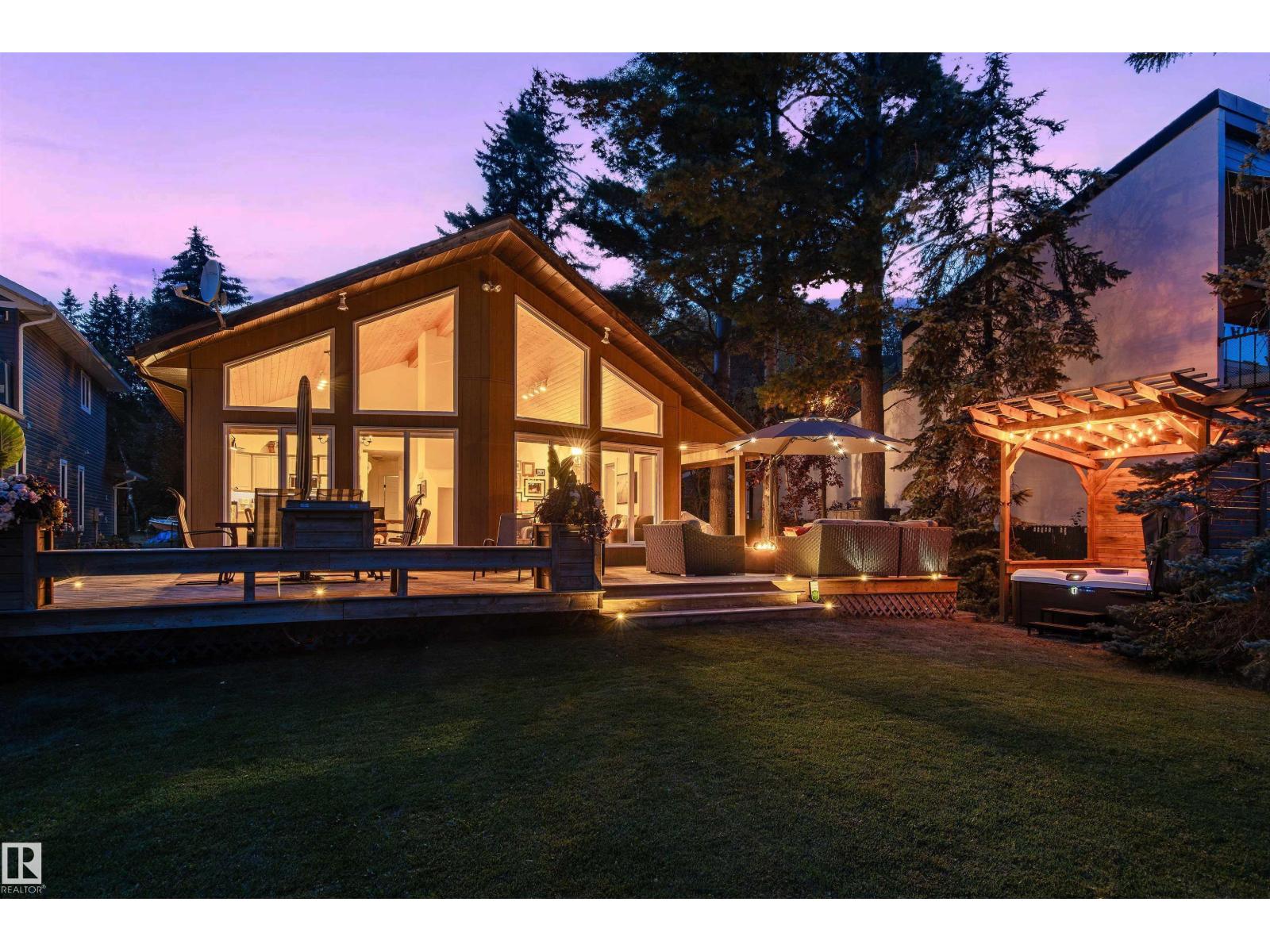 181 1 AV N, Rural Parkland County