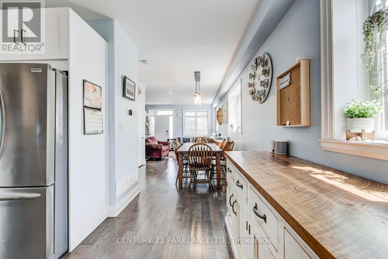 118 GLEBEMOUNT AVENUE - 19