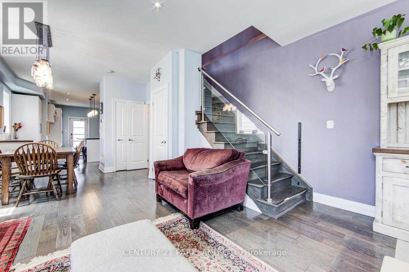 118 GLEBEMOUNT AVENUE - 22