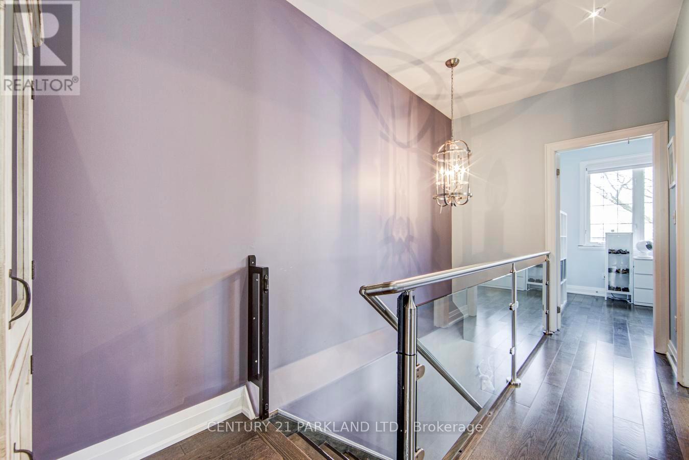 118 GLEBEMOUNT AVENUE - 23