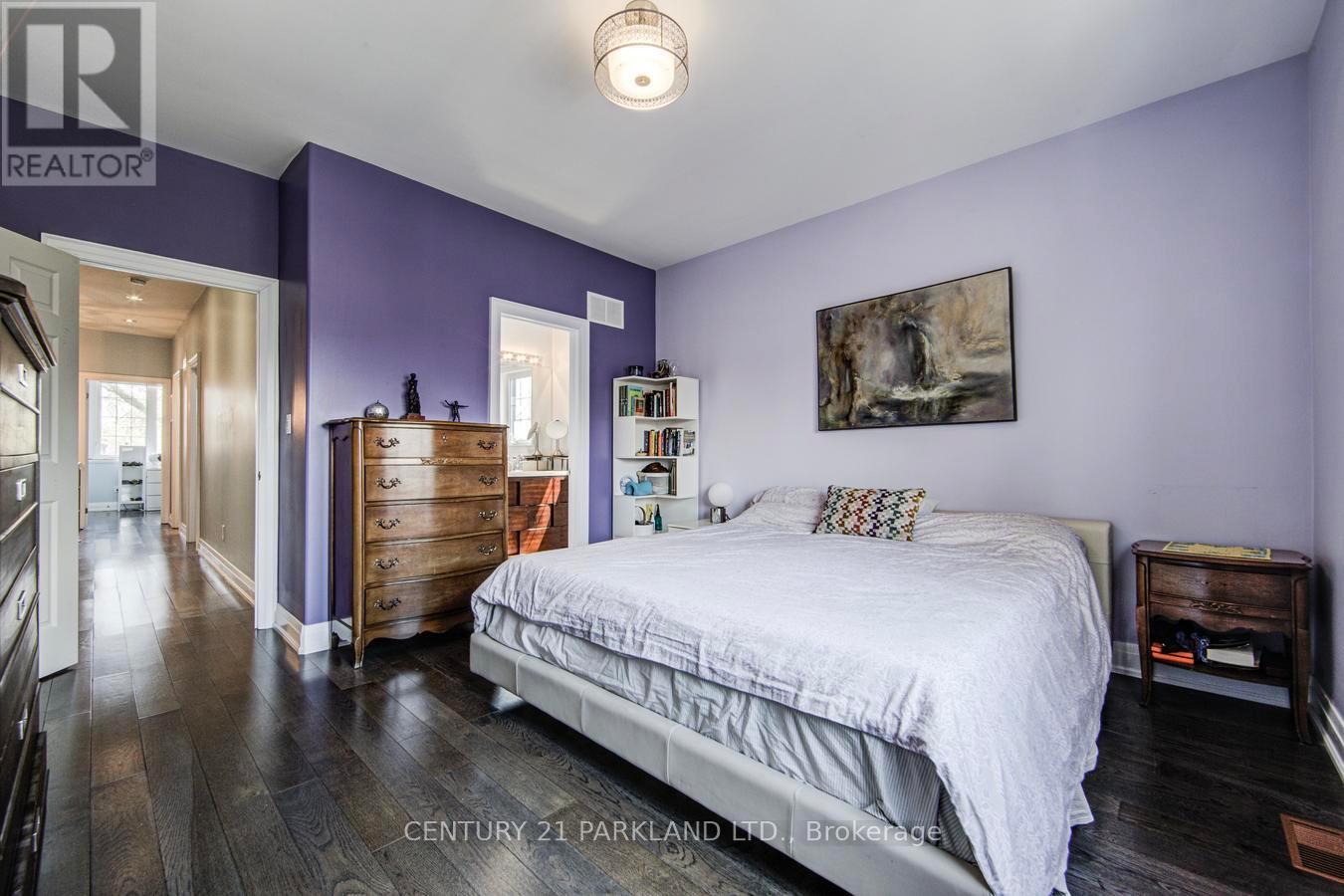 118 GLEBEMOUNT AVENUE - 25