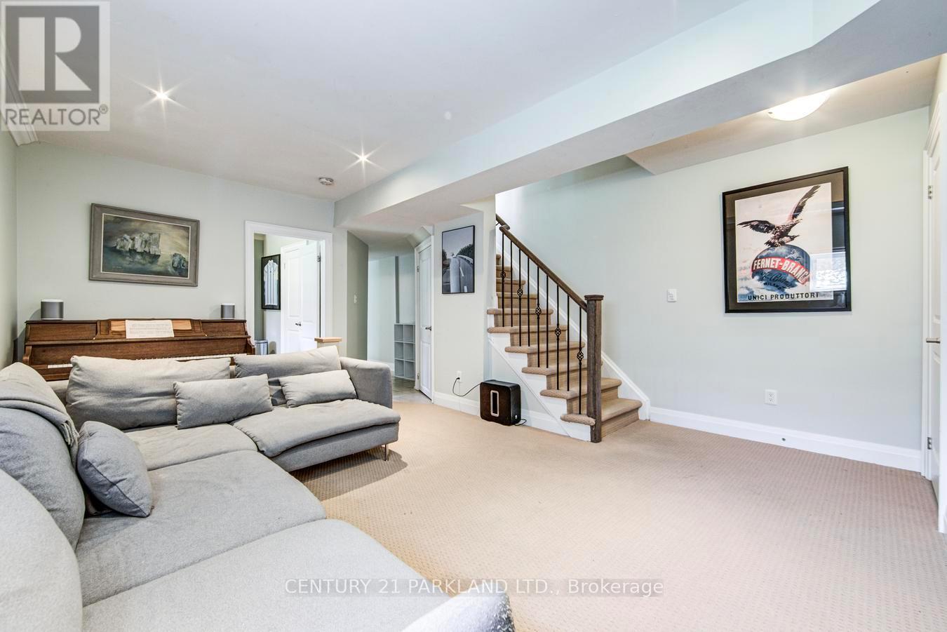 118 GLEBEMOUNT AVENUE - 37