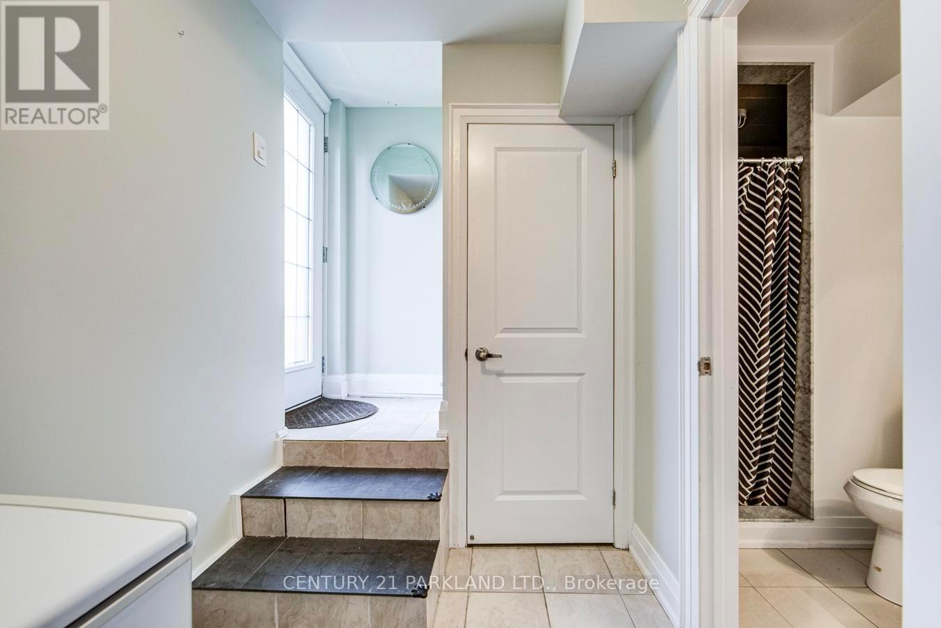 118 GLEBEMOUNT AVENUE - 41