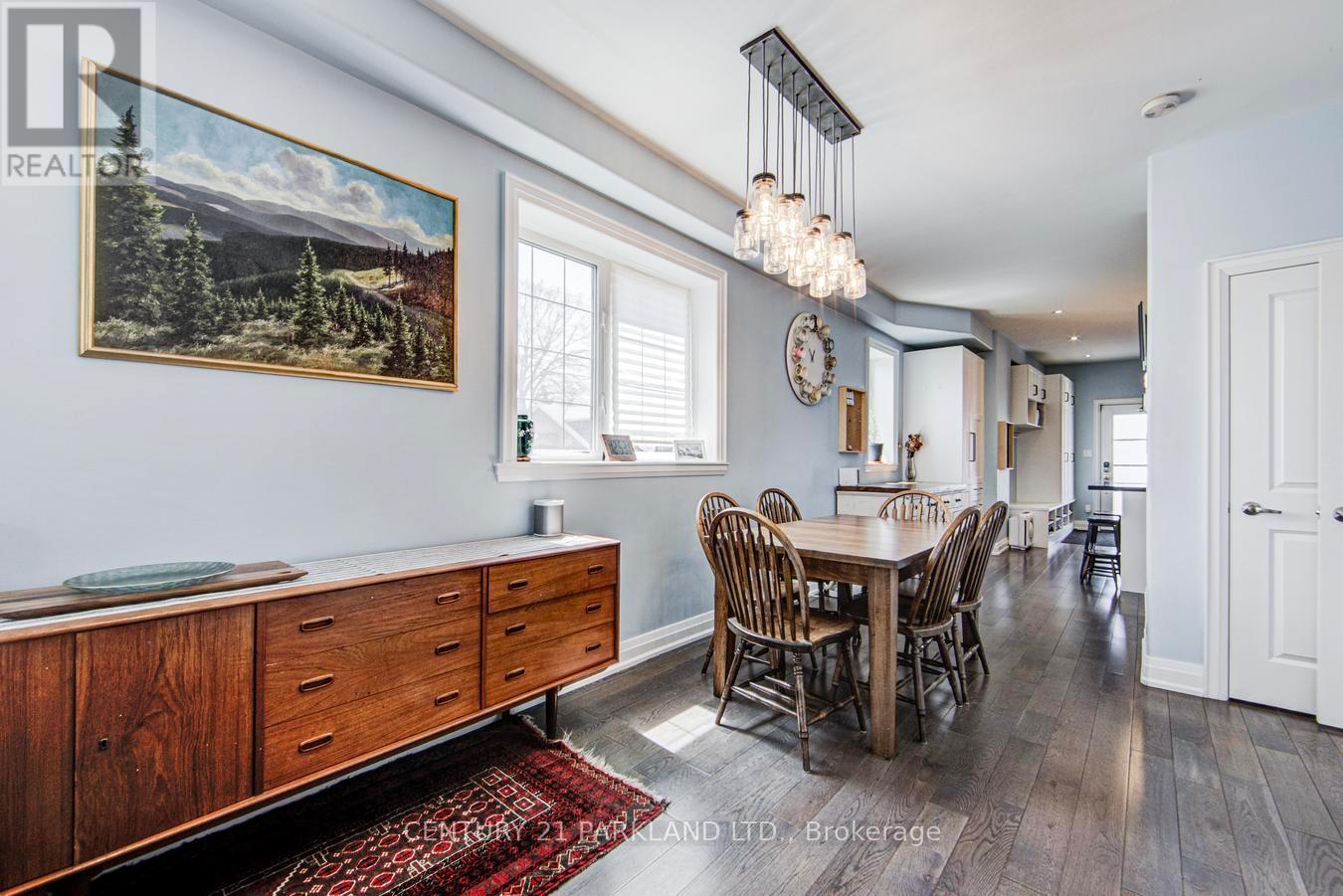118 GLEBEMOUNT AVENUE - 9