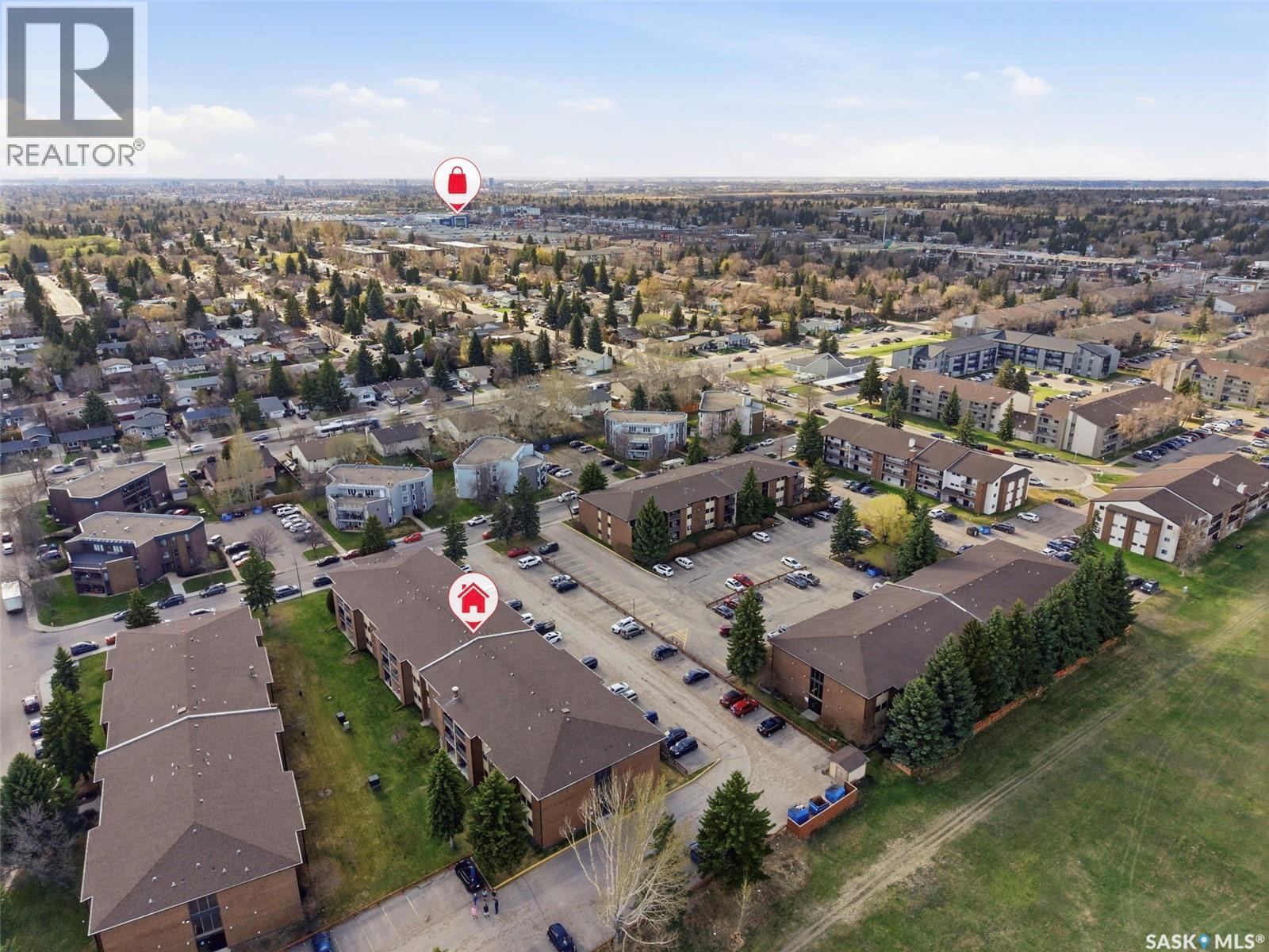#105 315 Tait CRESCENT - 23