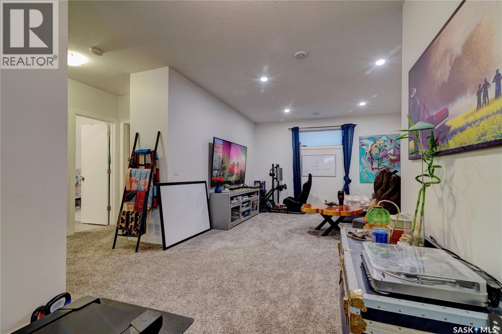 6224 8th AVENUE - 40