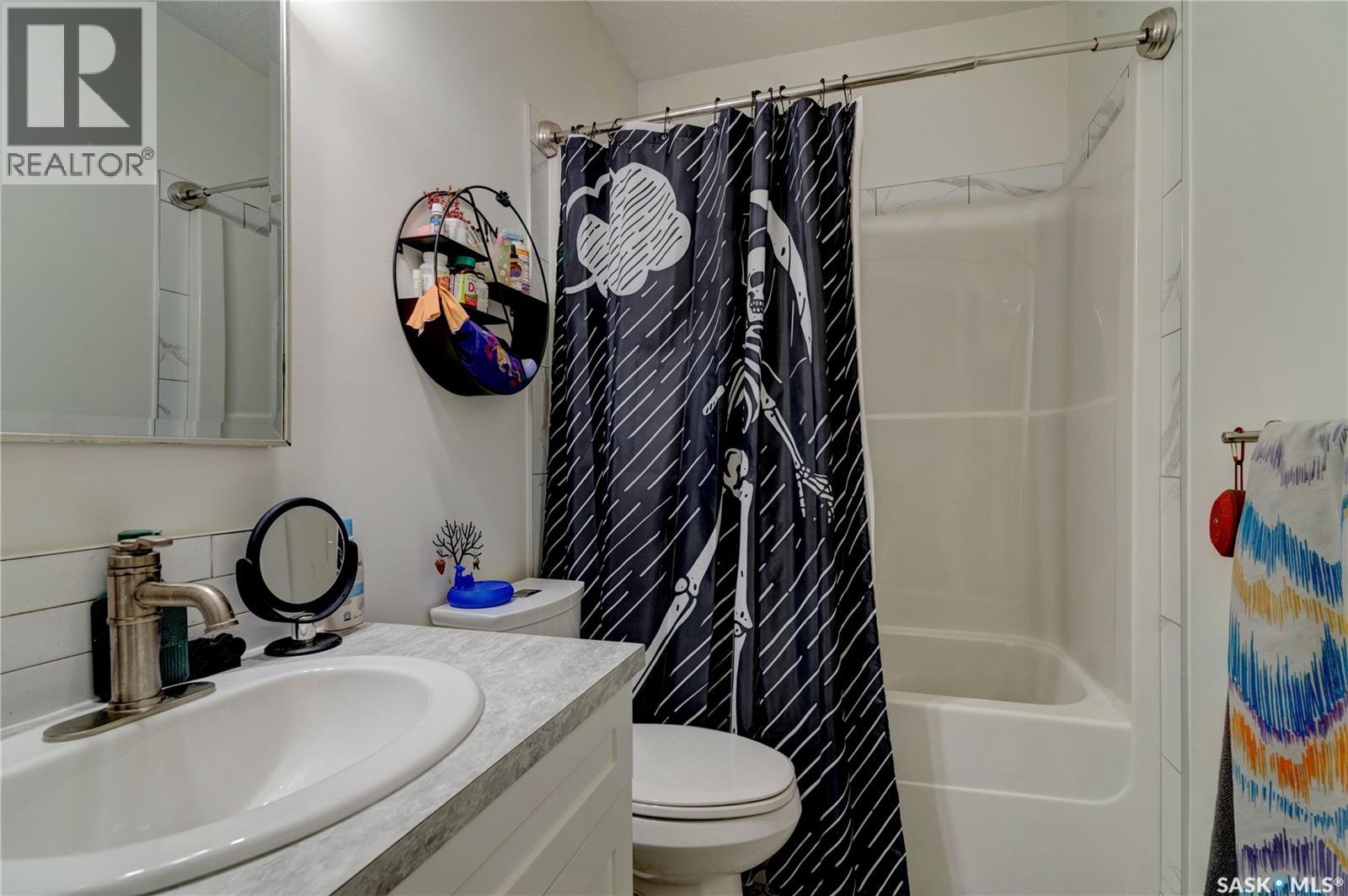 6224 8th AVENUE - 46