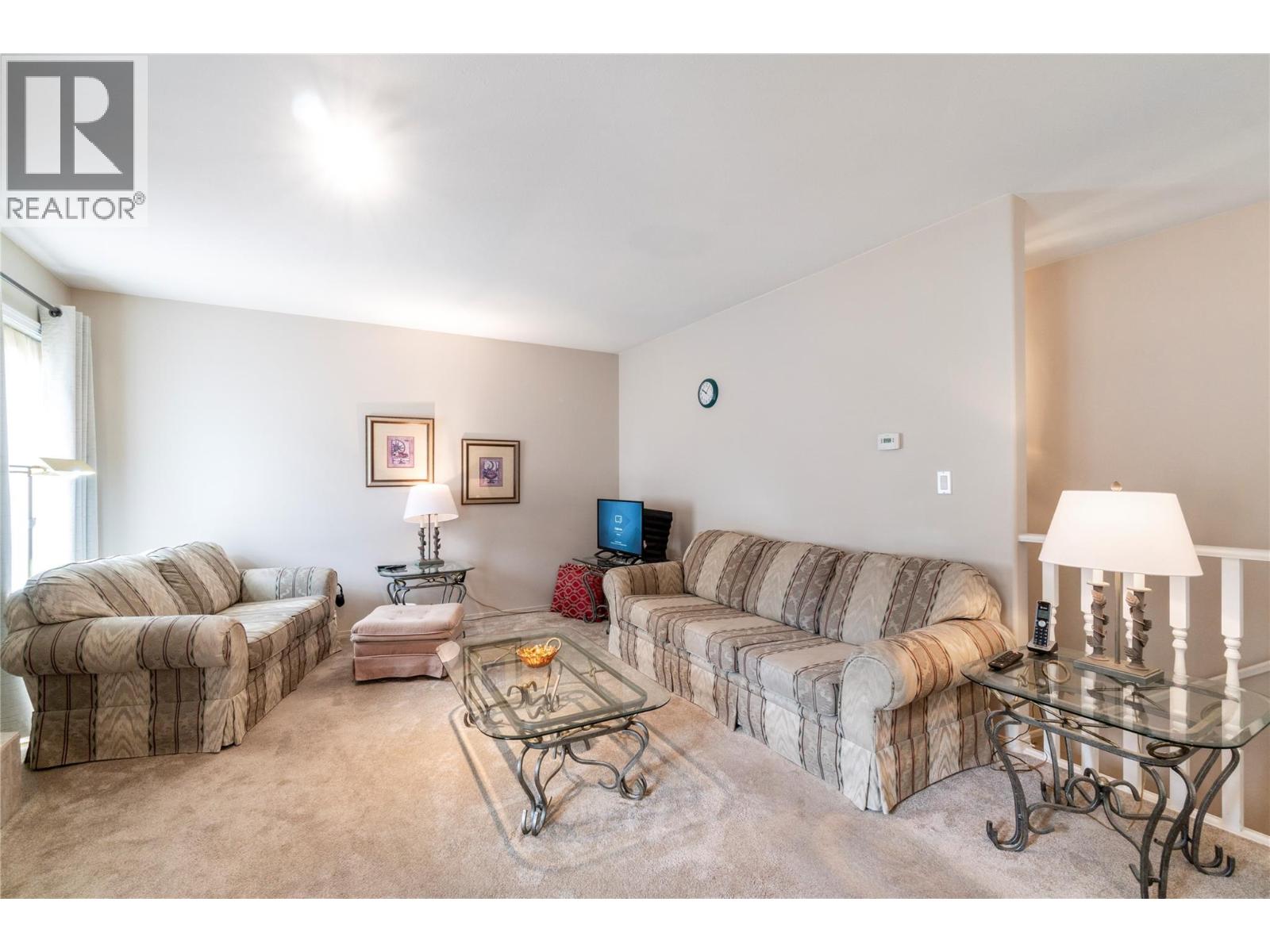 1581 16 Avenue SE - 12