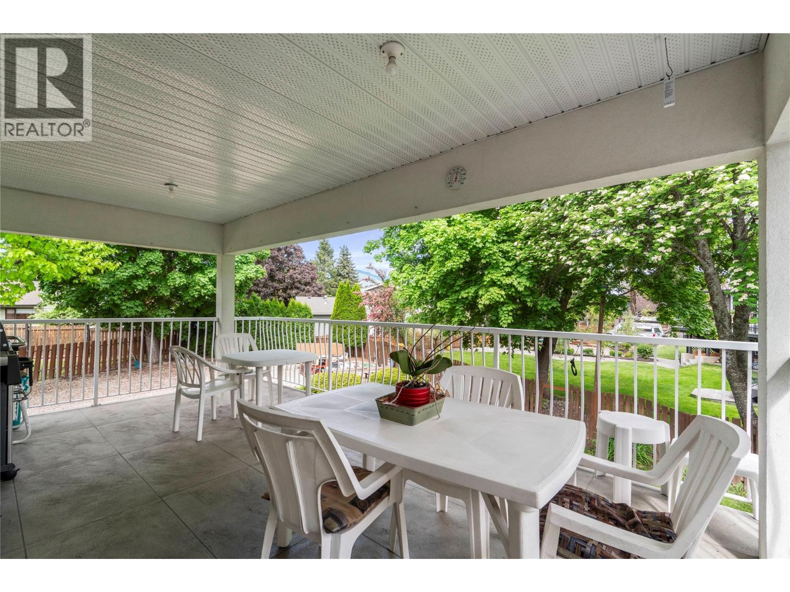  1581 16 Avenue Southeast, Salmon Arm