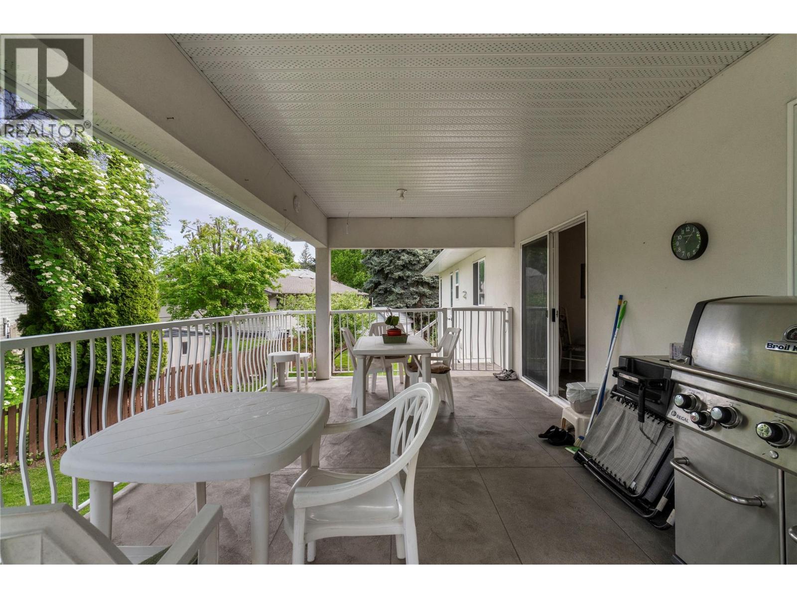 1581 16 Avenue SE - 20
