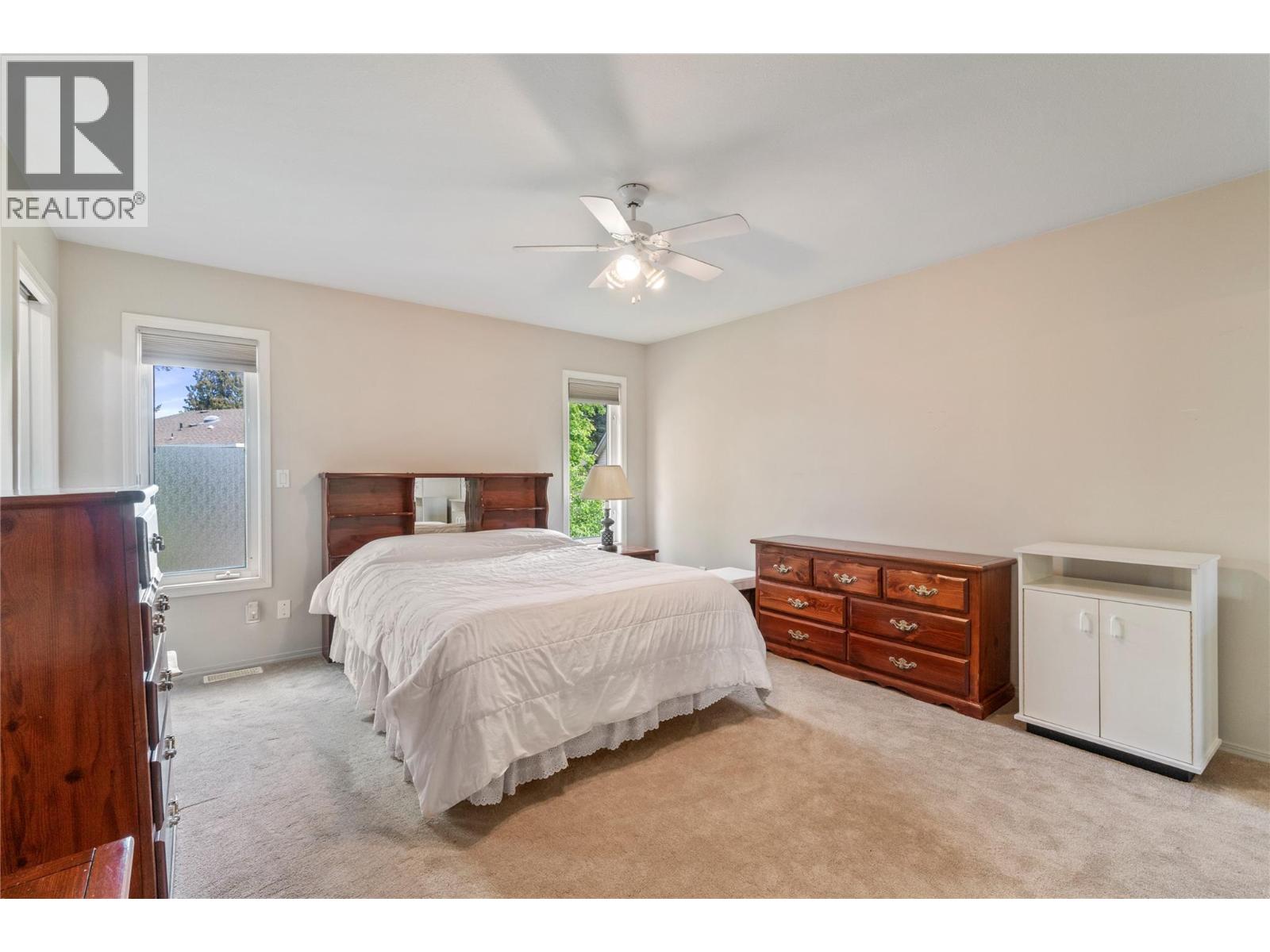 1581 16 Avenue SE - 21