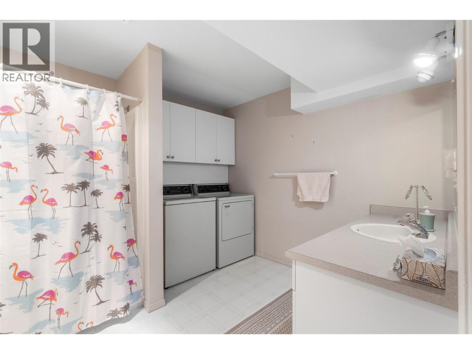  1581 16 Avenue Southeast, Salmon Arm