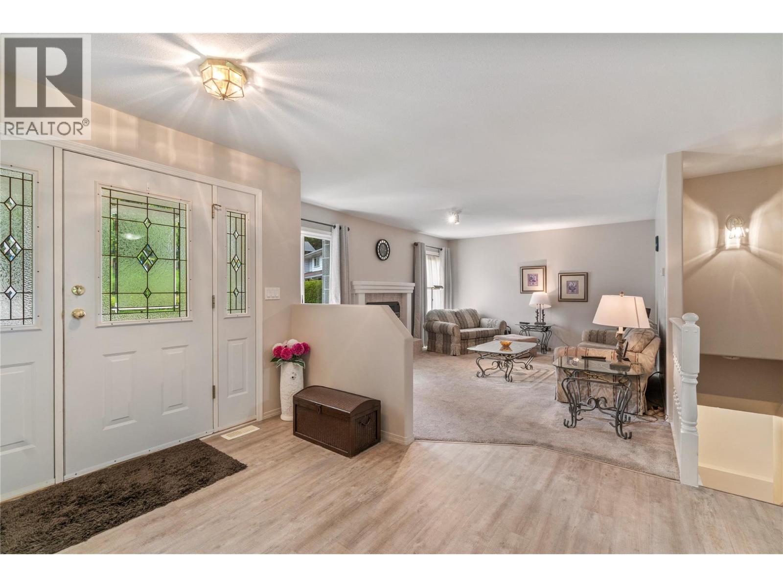 1581 16 Avenue SE - 9