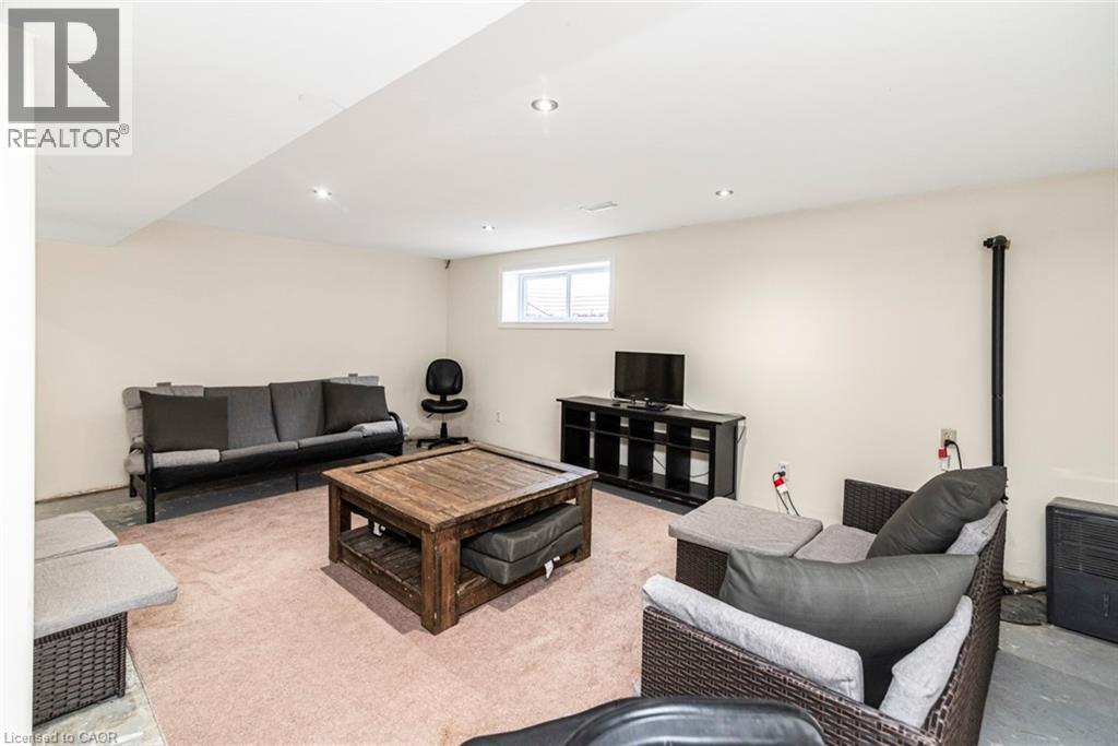 7087 RAINHAM Road - 23